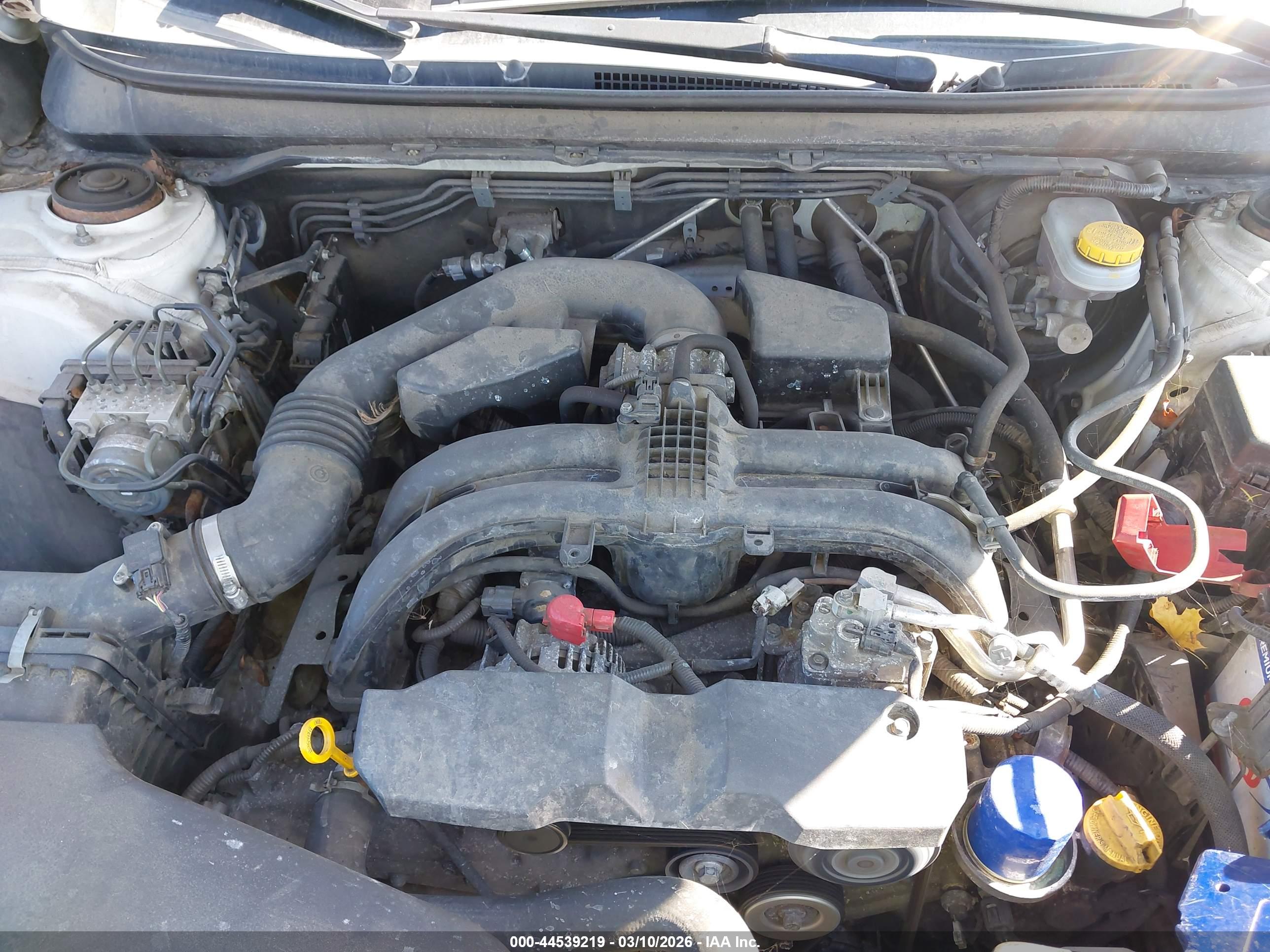 SUBARU OUTBACK image 10
