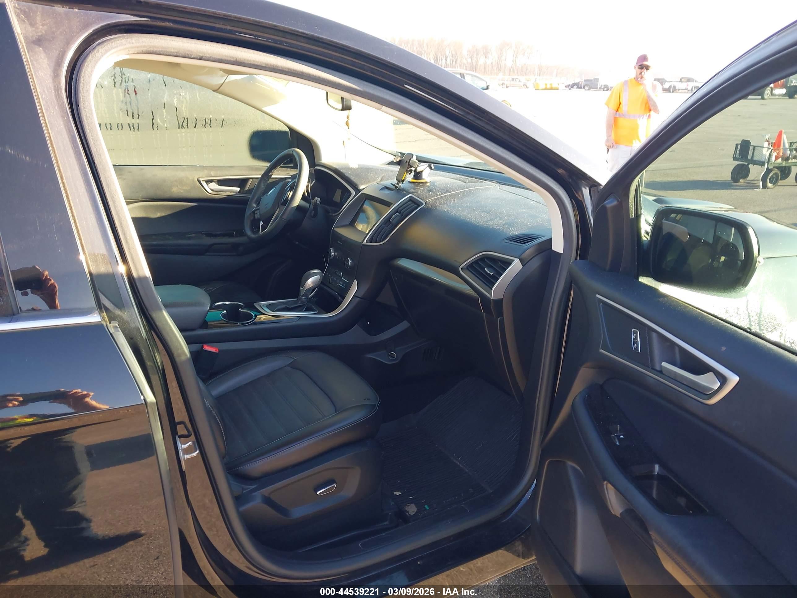FORD EDGE image 5
