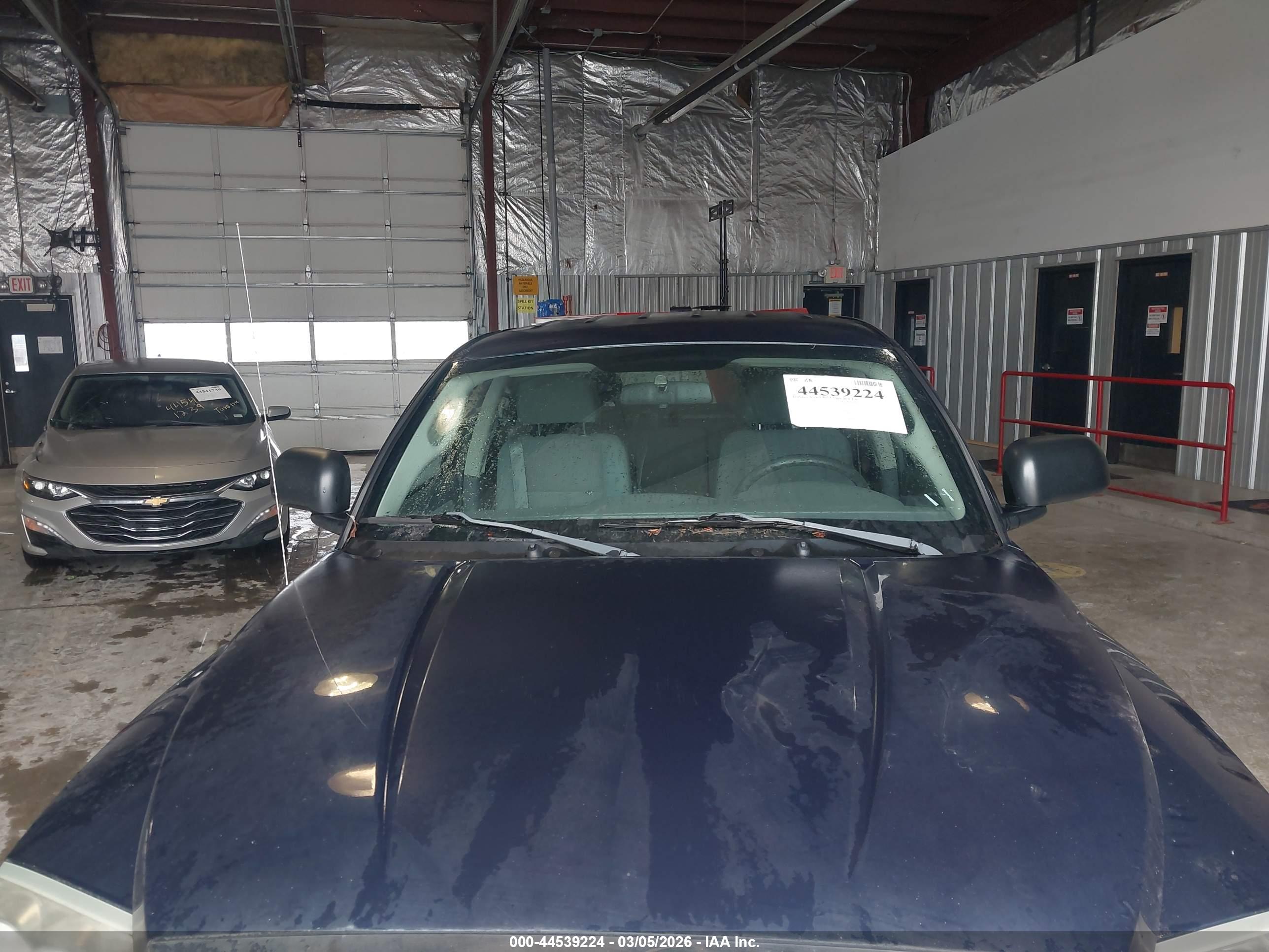 DODGE DAKOTA image 6