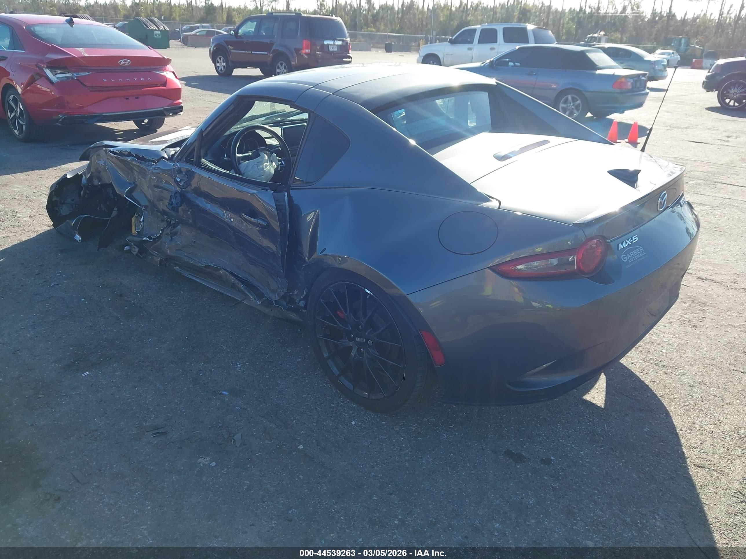 MAZDA MX-5 image 3