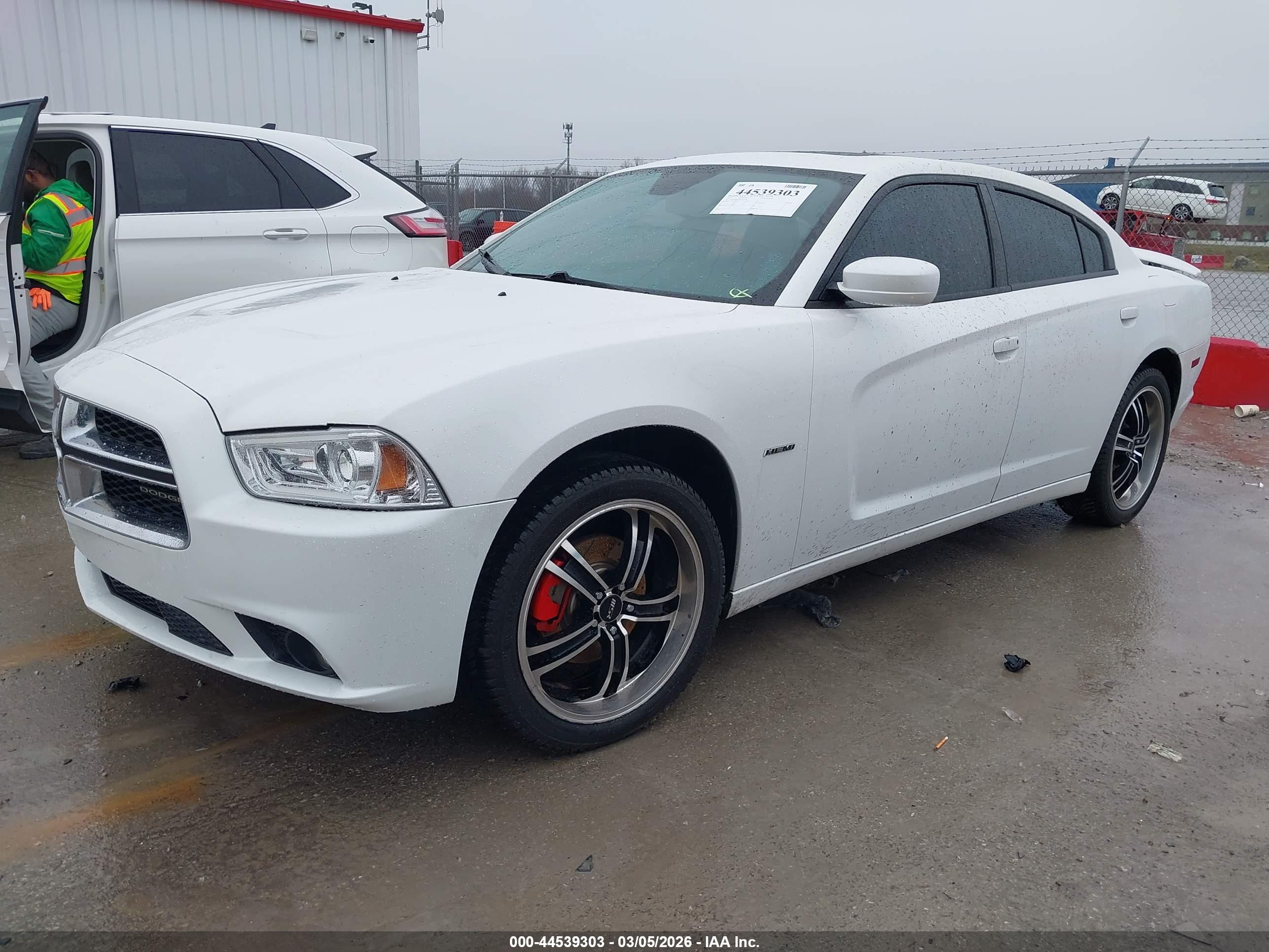 DODGE CHARGER image 2