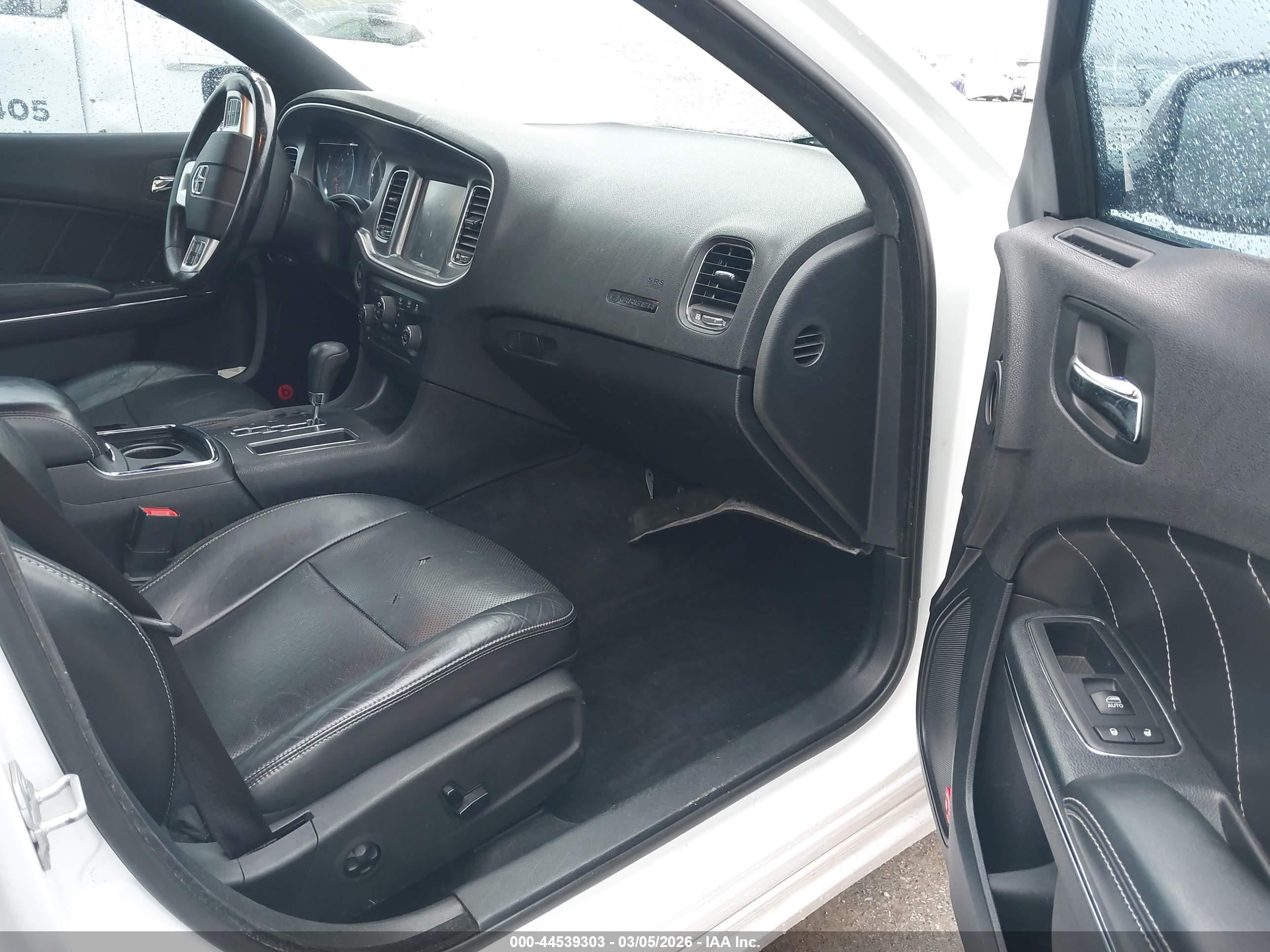 DODGE CHARGER image 5
