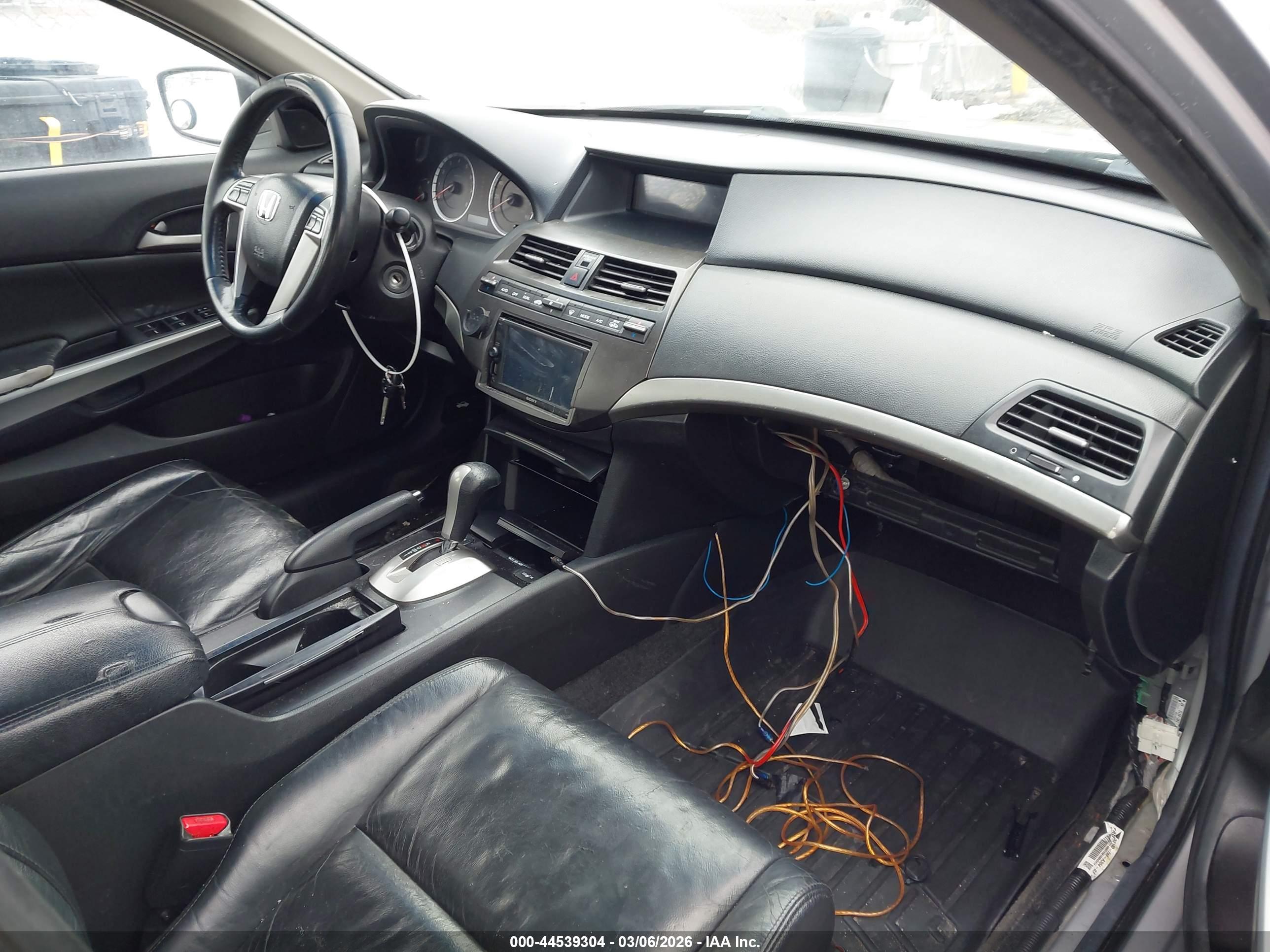 HONDA ACCORD image 5