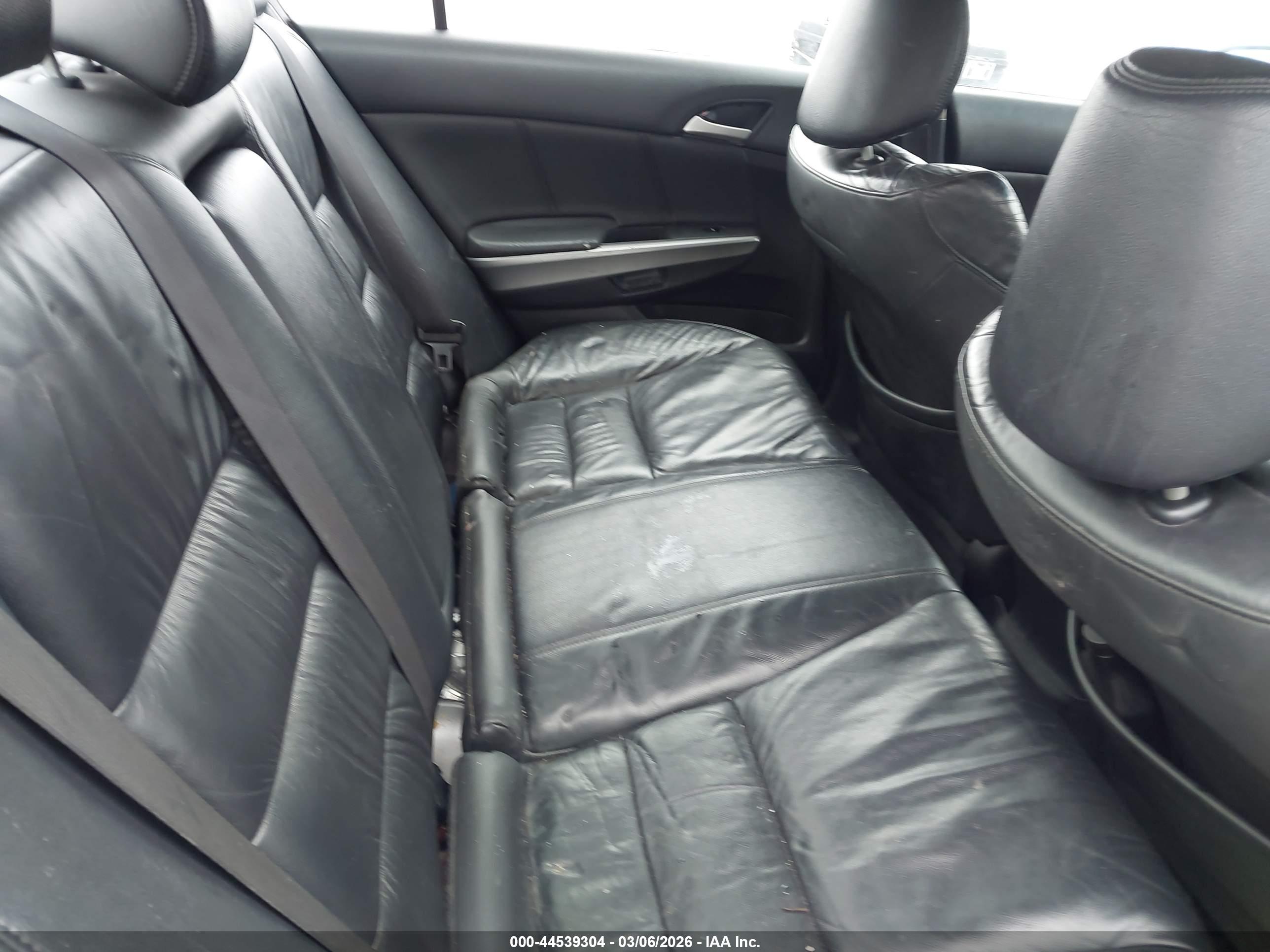 HONDA ACCORD image 8