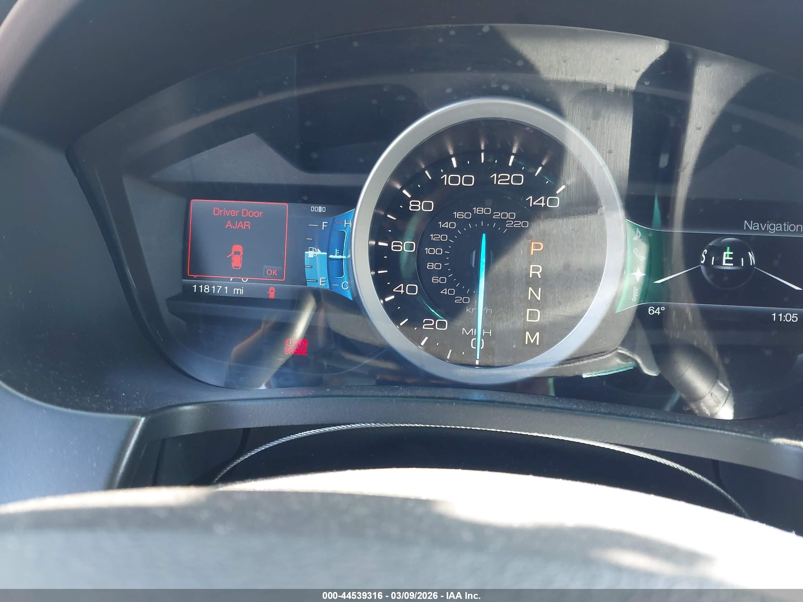 FORD EXPLORER image 7