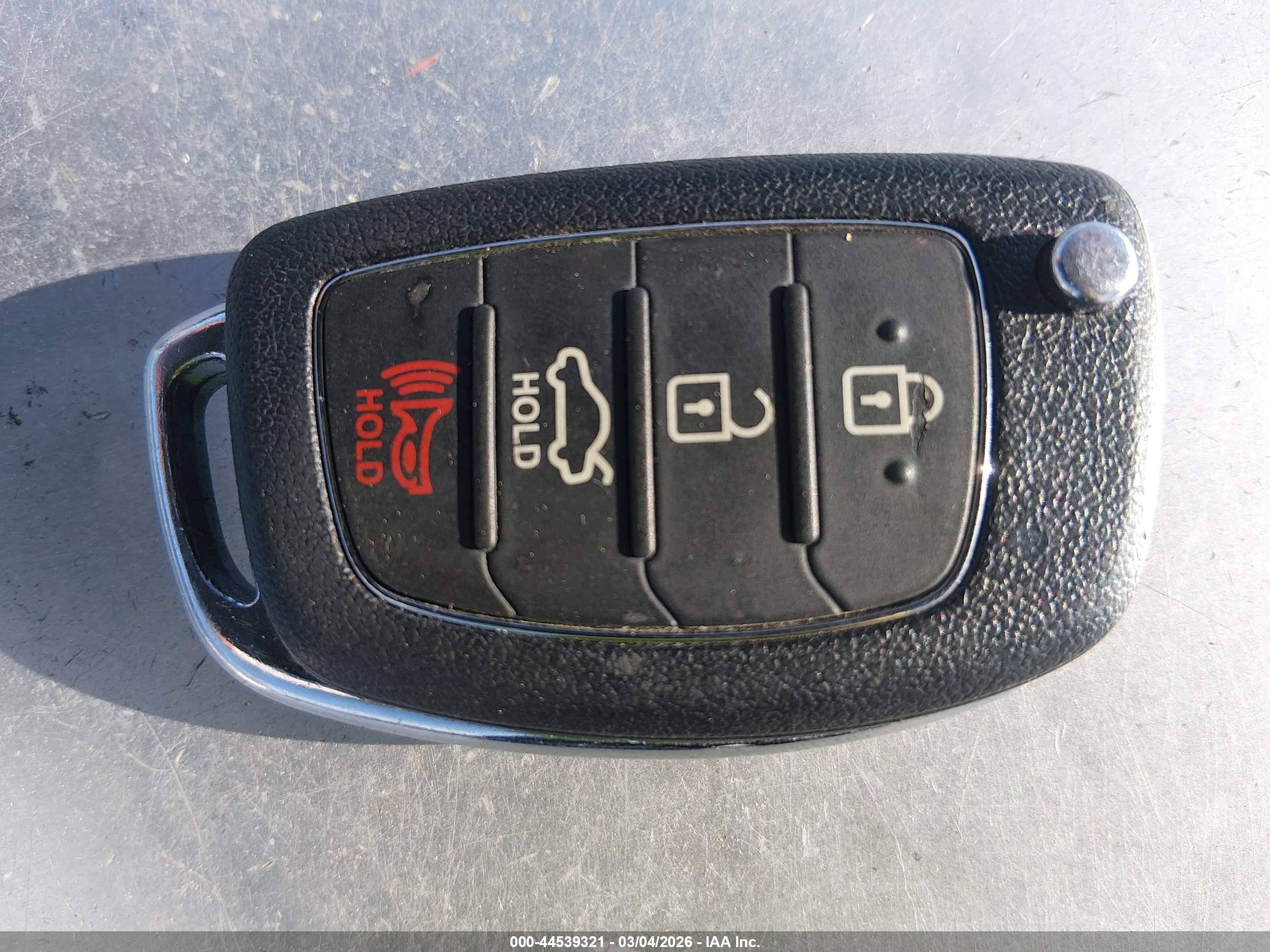 HYUNDAI SONATA image 11