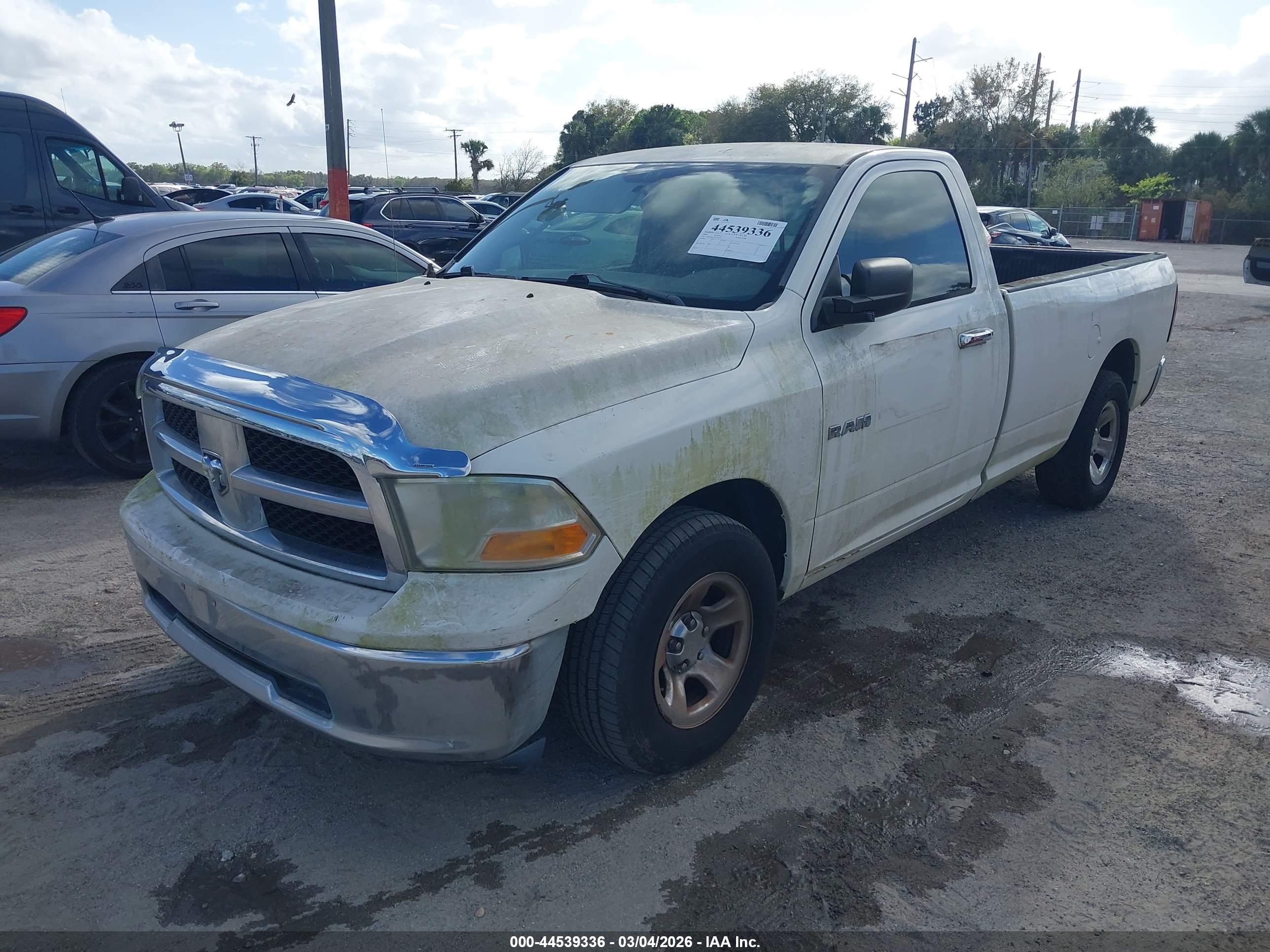 DODGE RAM image 2