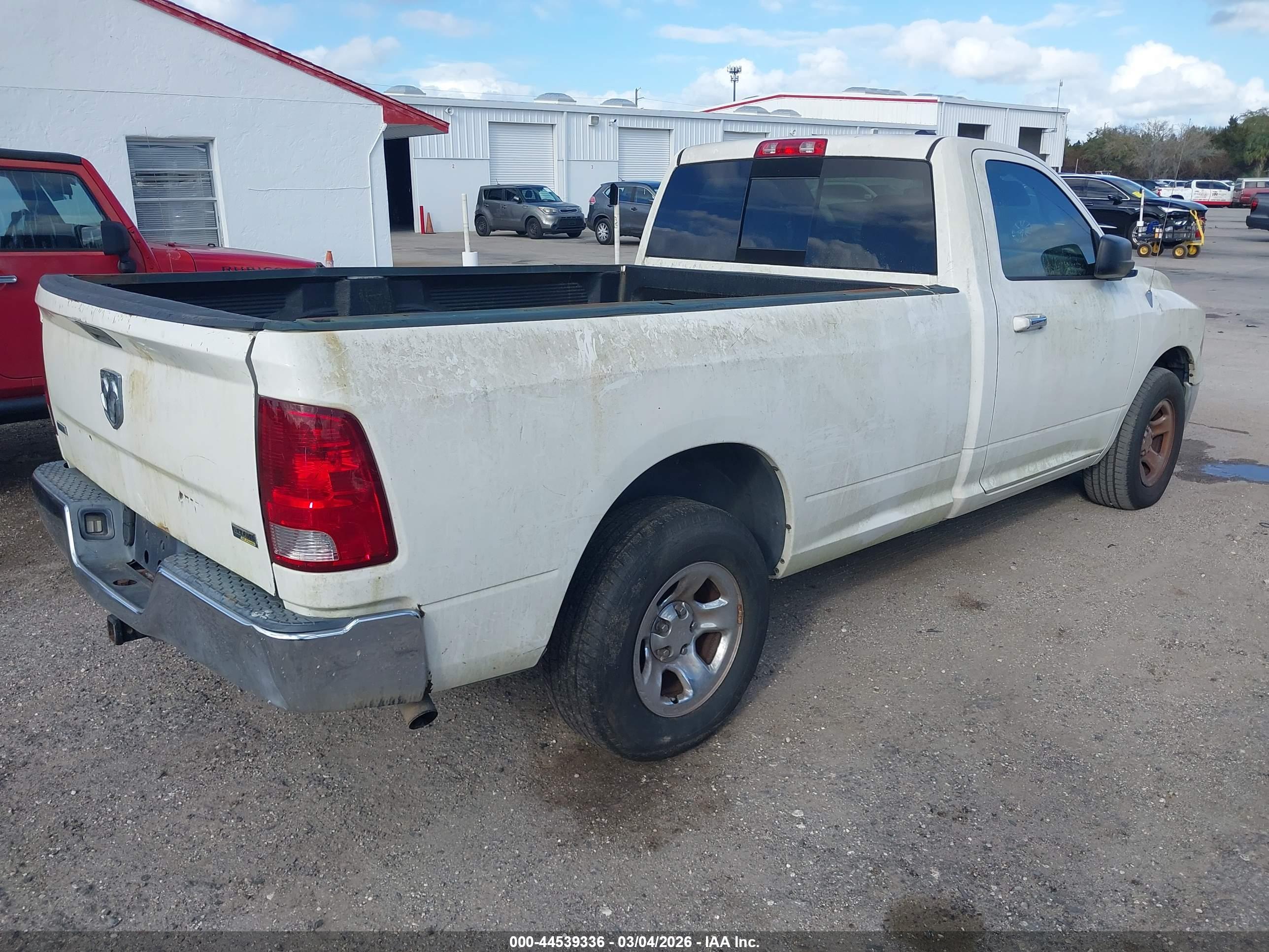 DODGE RAM image 4