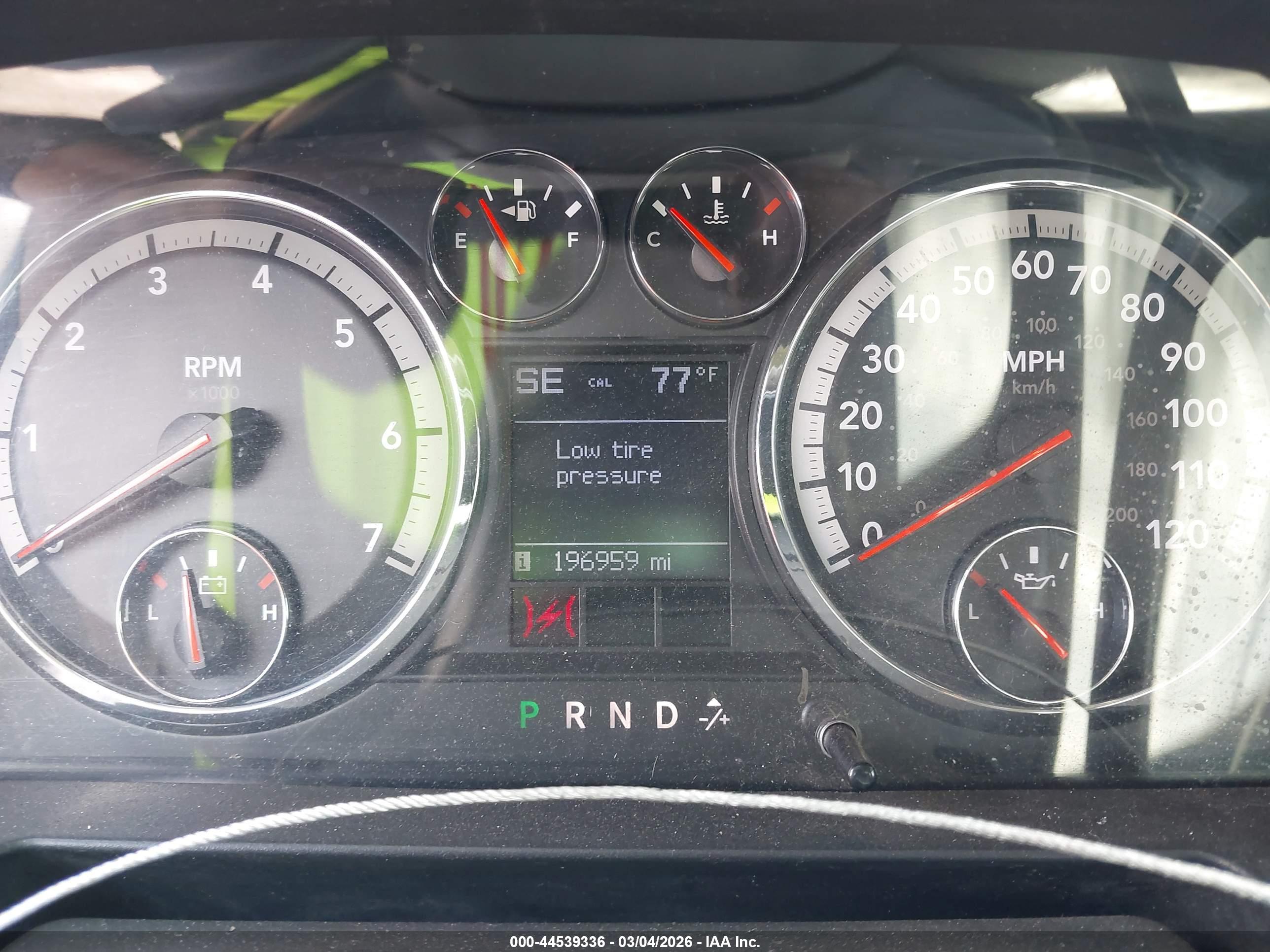 DODGE RAM image 7