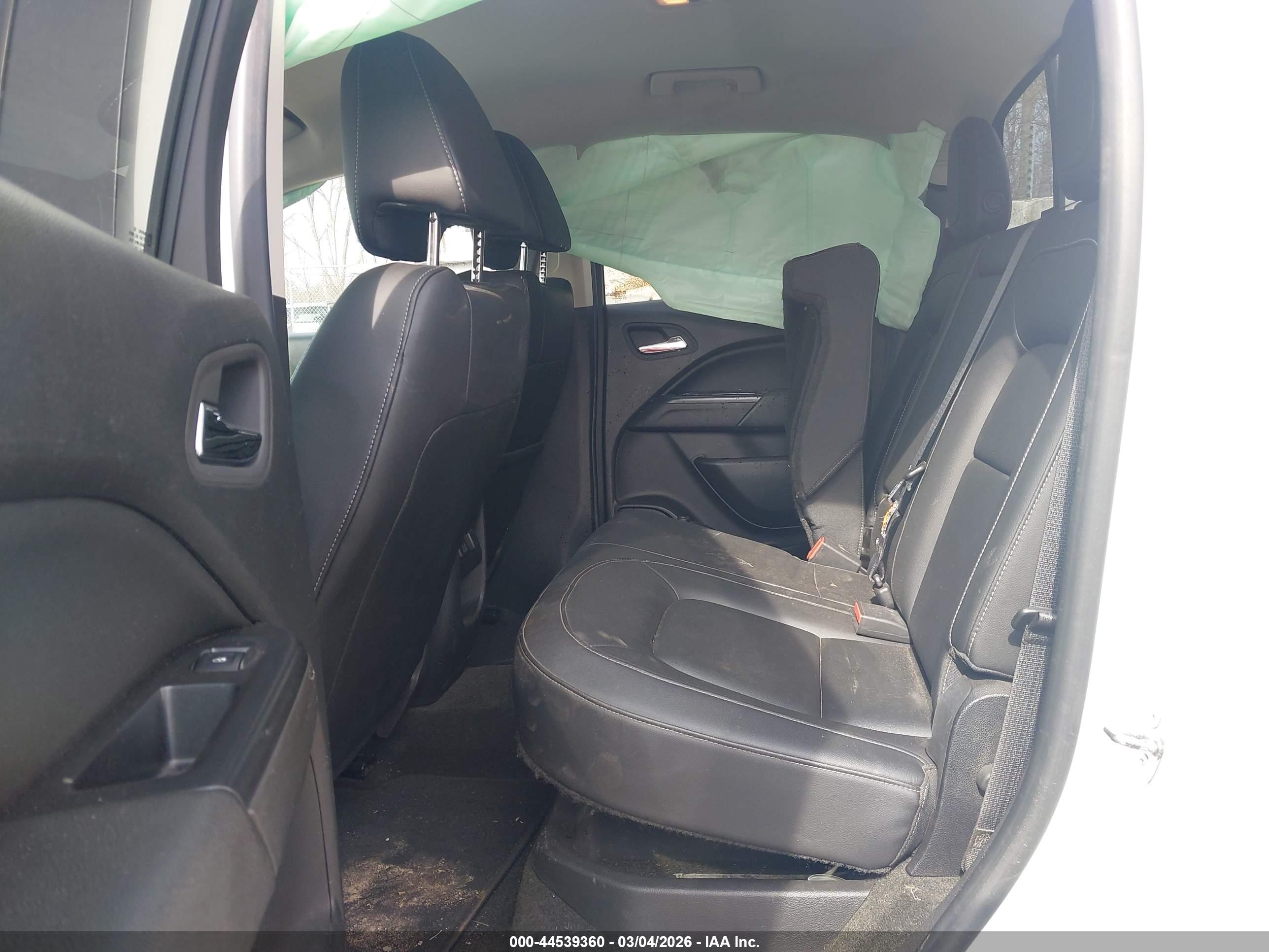 CHEVROLET COLORADO image 8