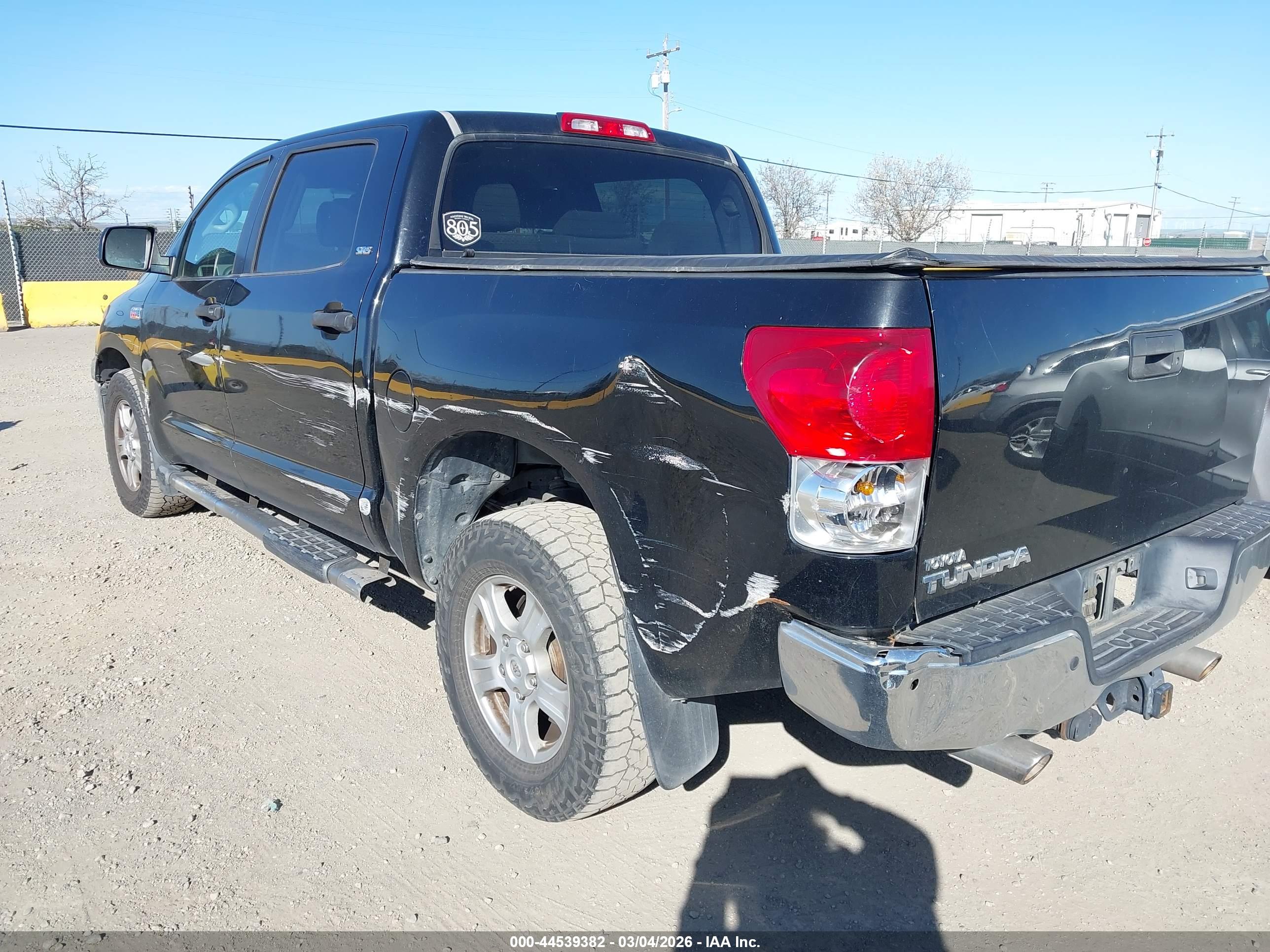 TOYOTA TUNDRA image 3