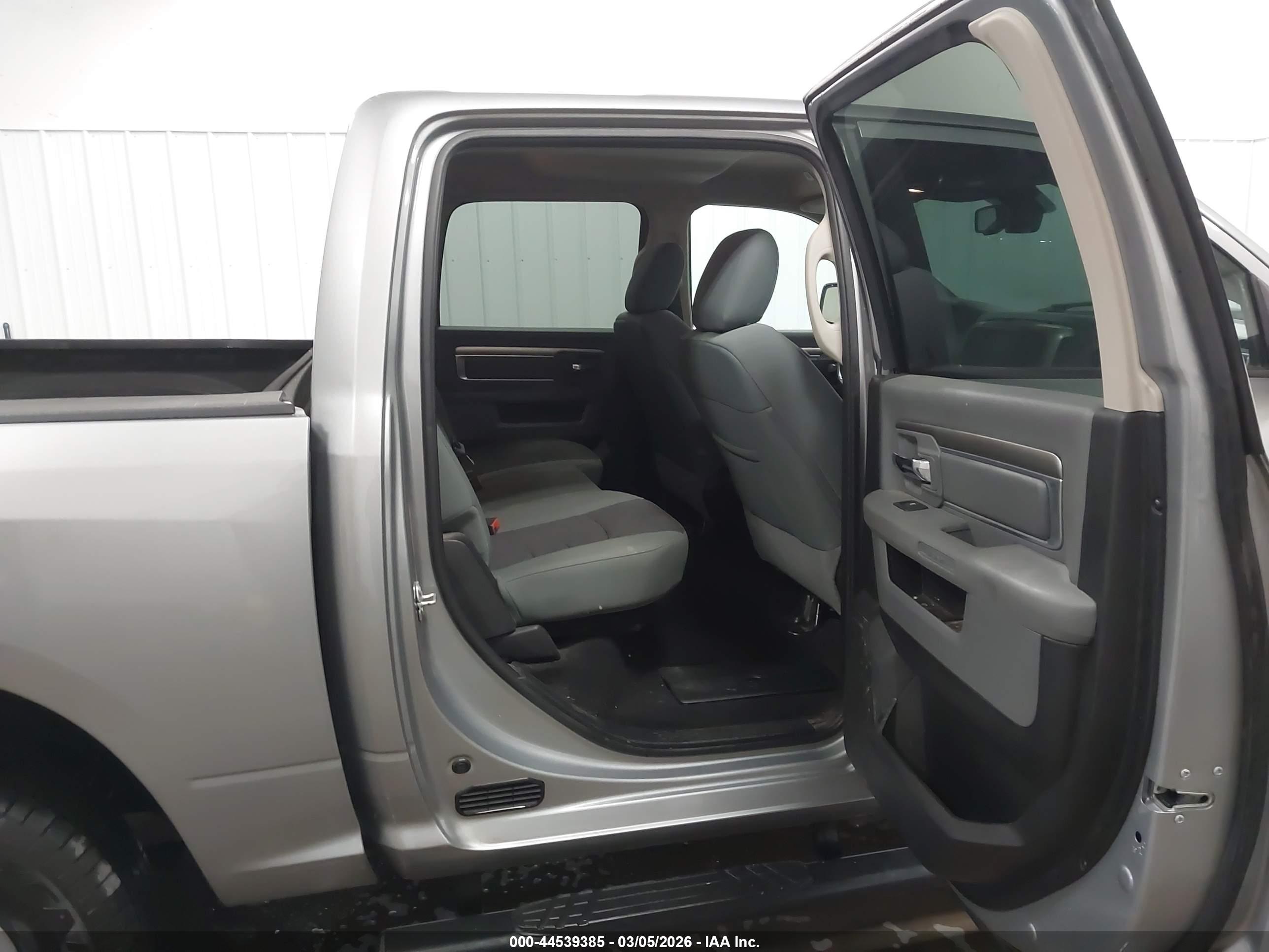 RAM 1500 image 8