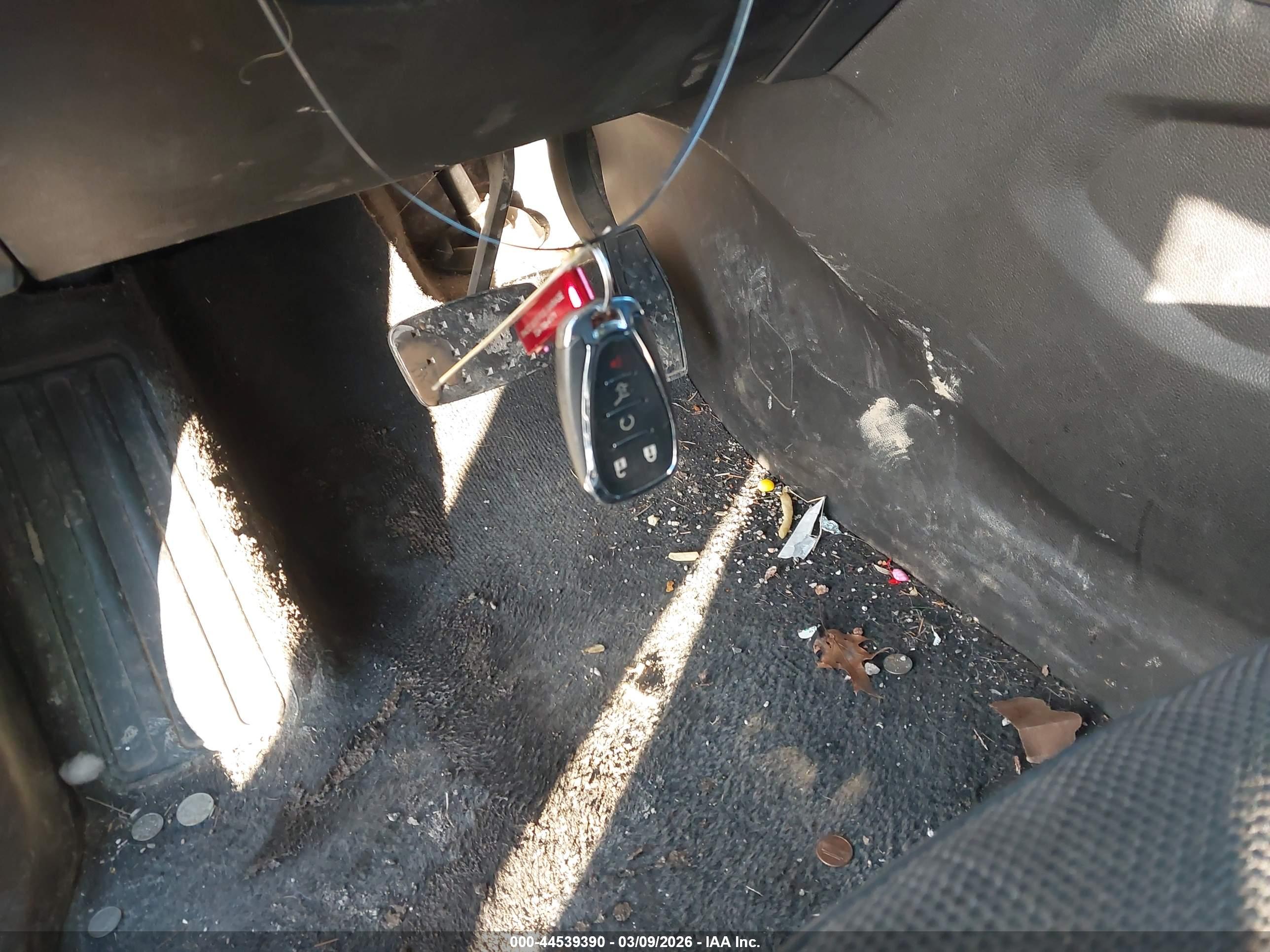 CHEVROLET TRAVERSE image 11