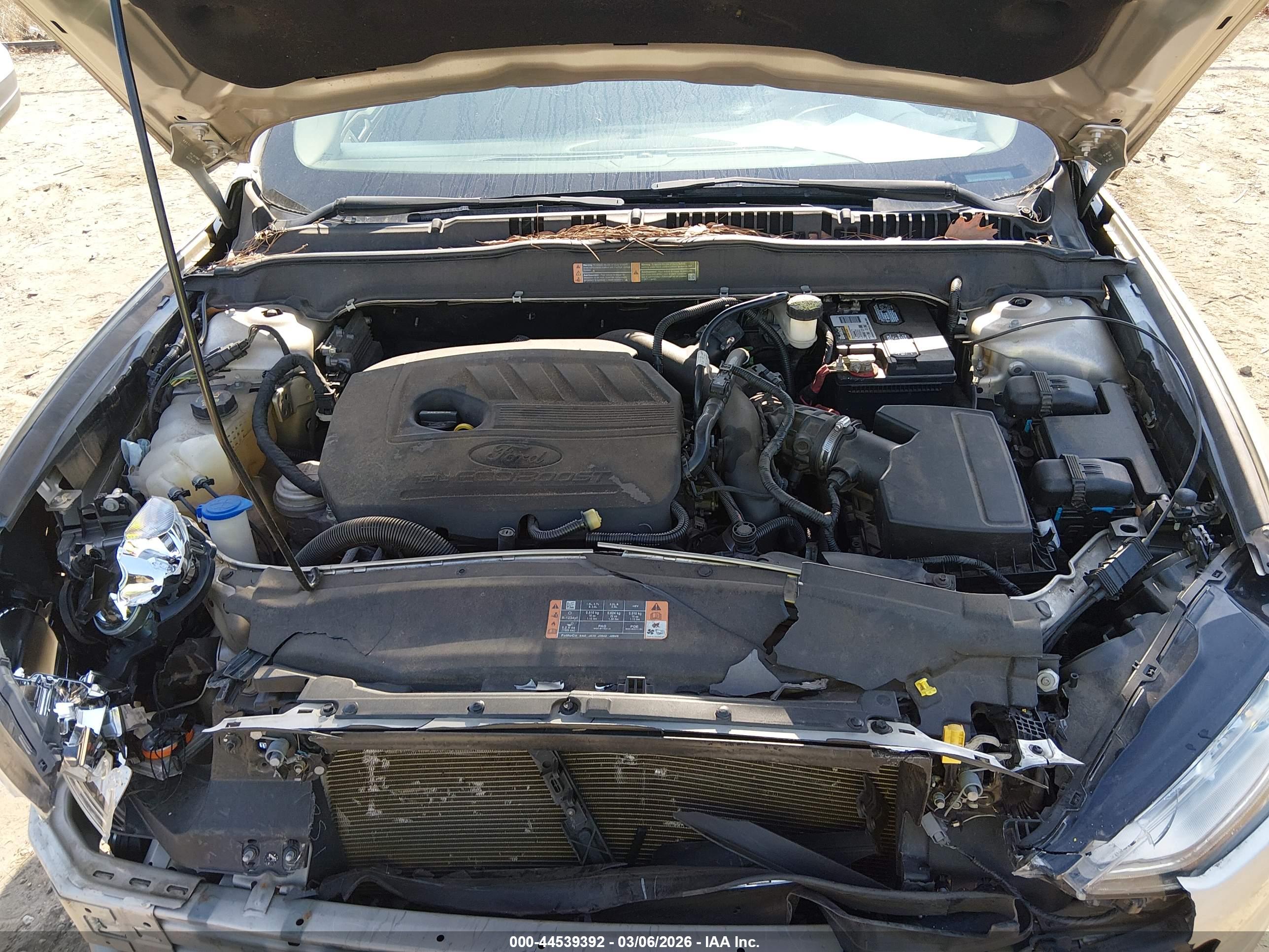 FORD FUSION image 10