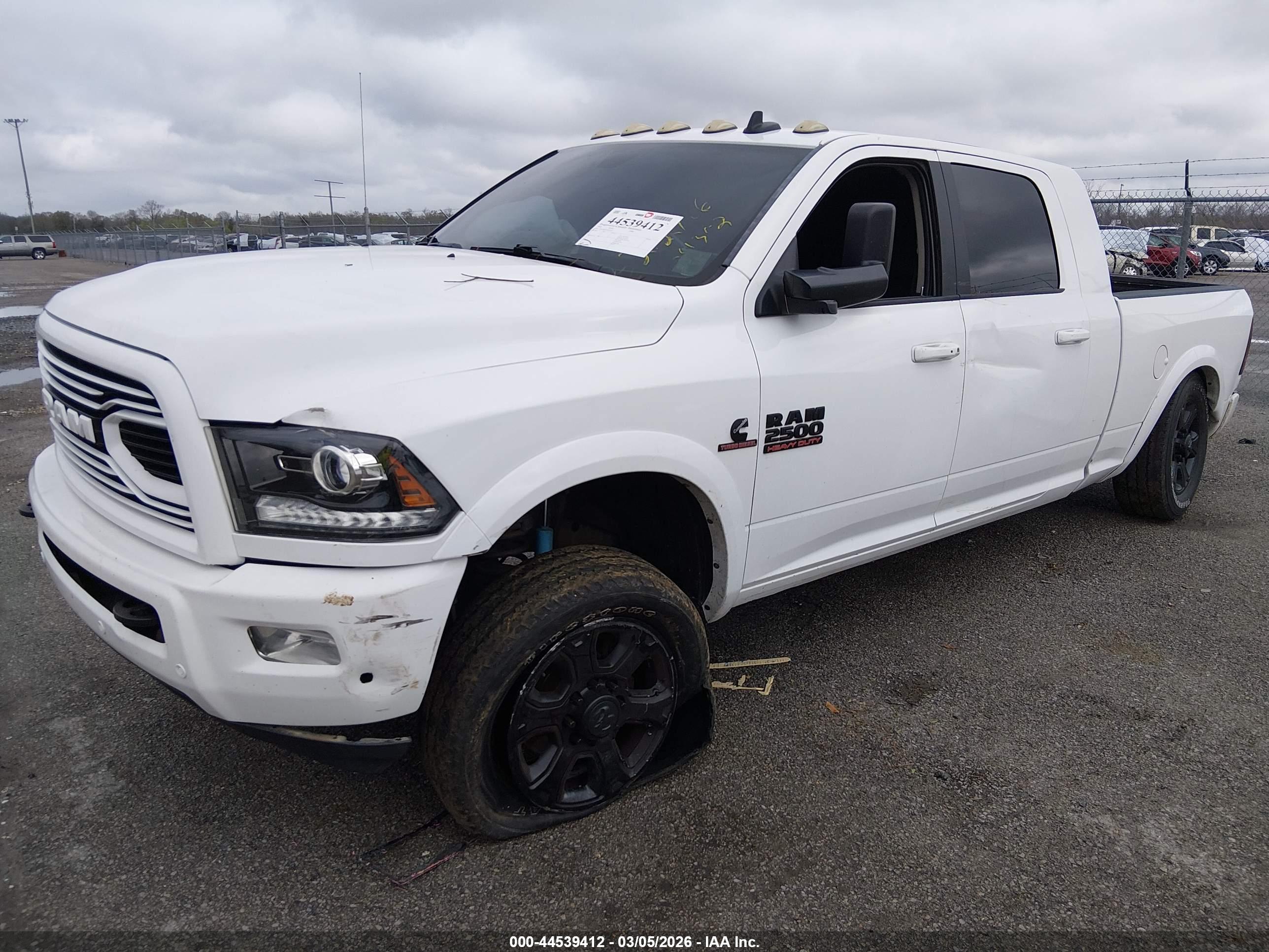 RAM 2500 image 2