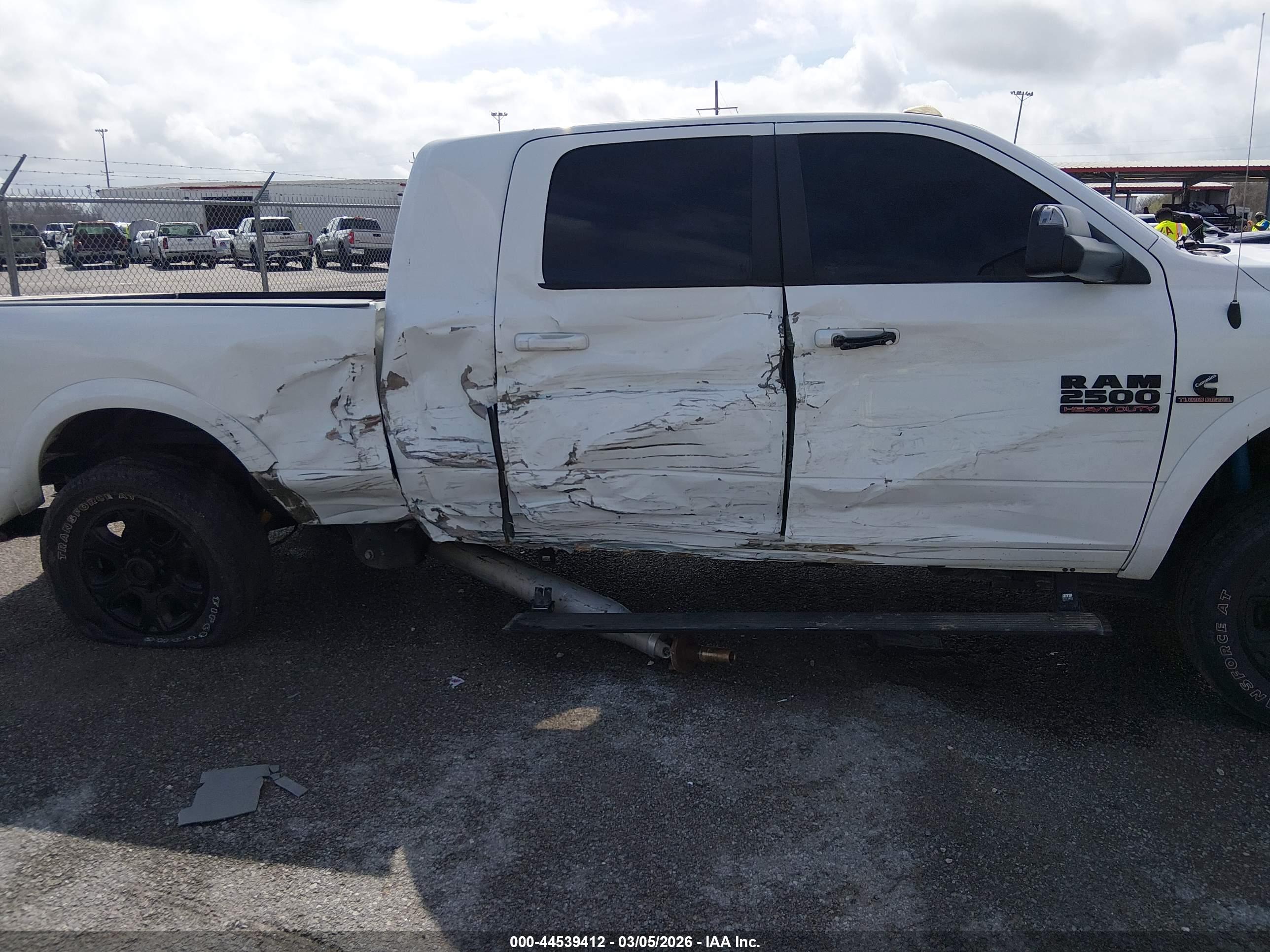 RAM 2500 image 6