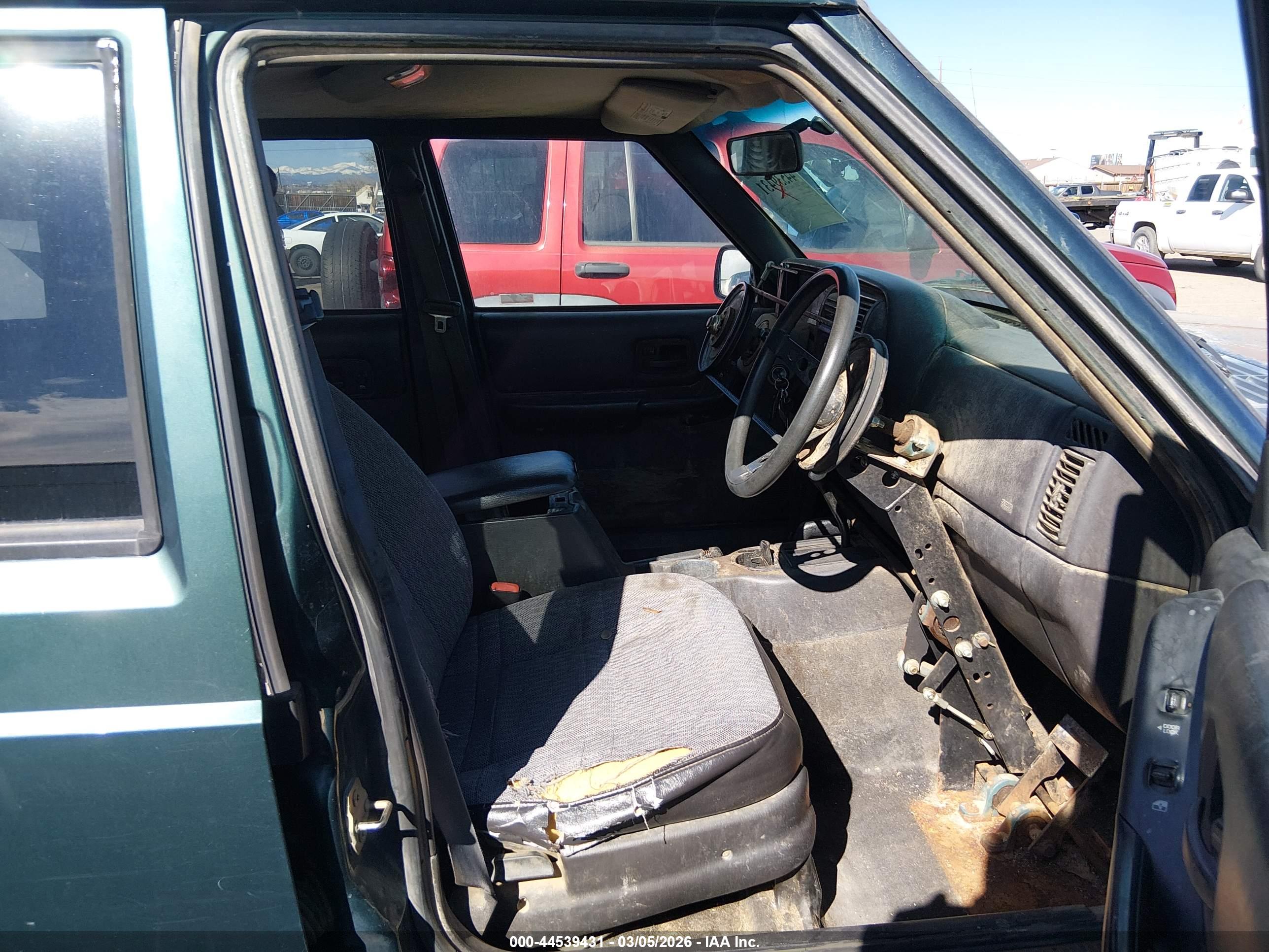 JEEP CHEROKEE image 5