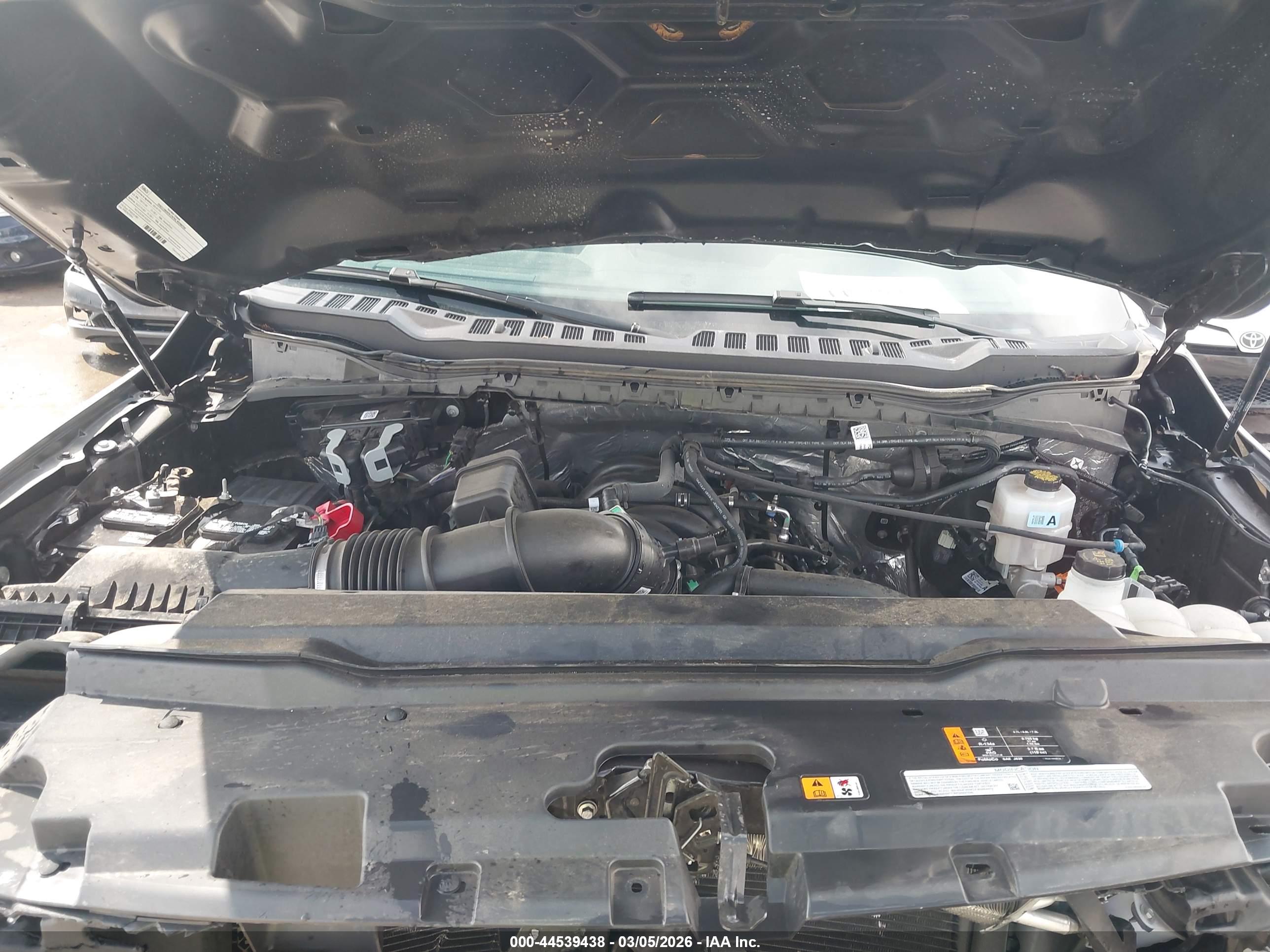 FORD F-250 image 10