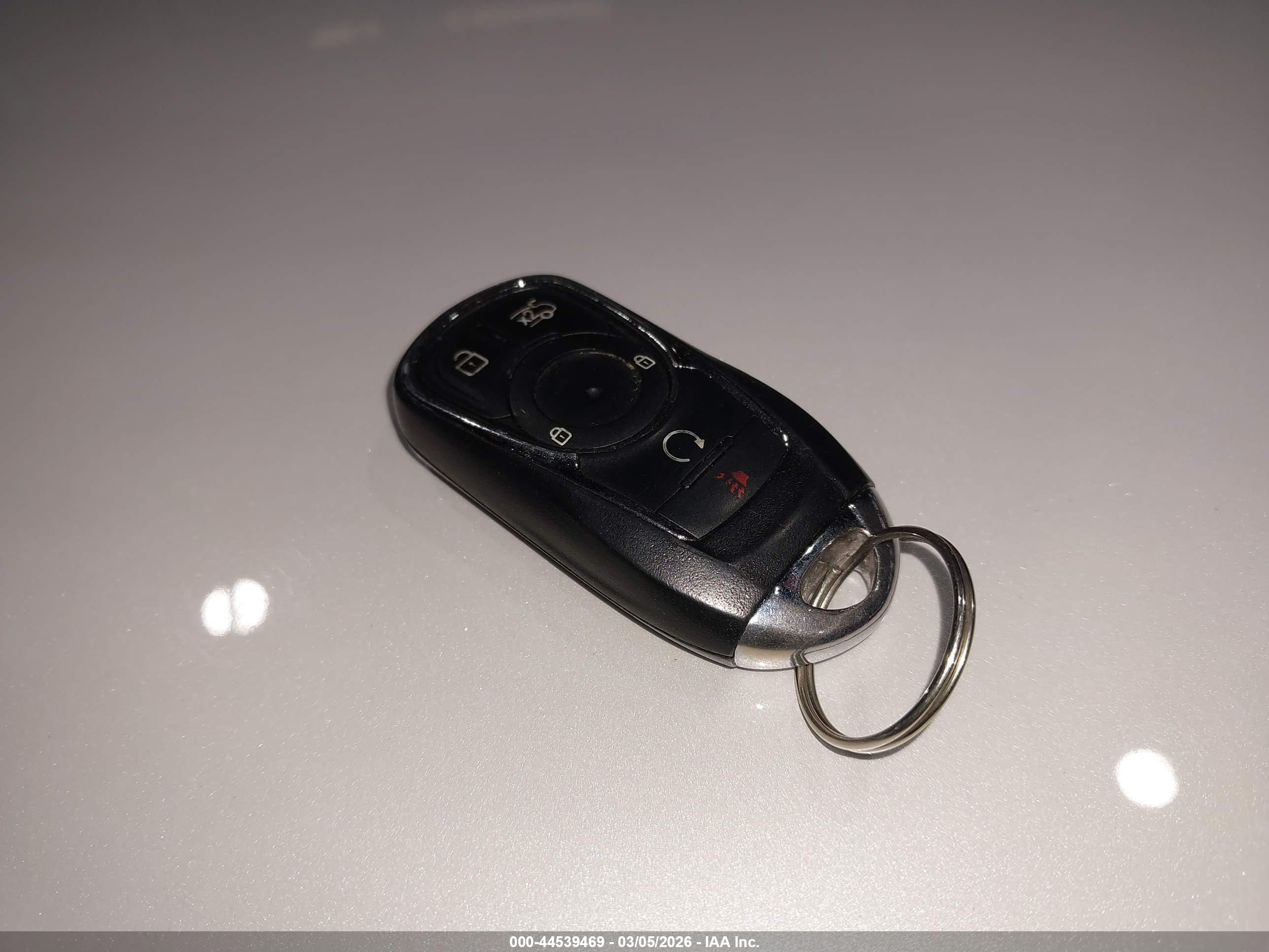BUICK LACROSSE image 11