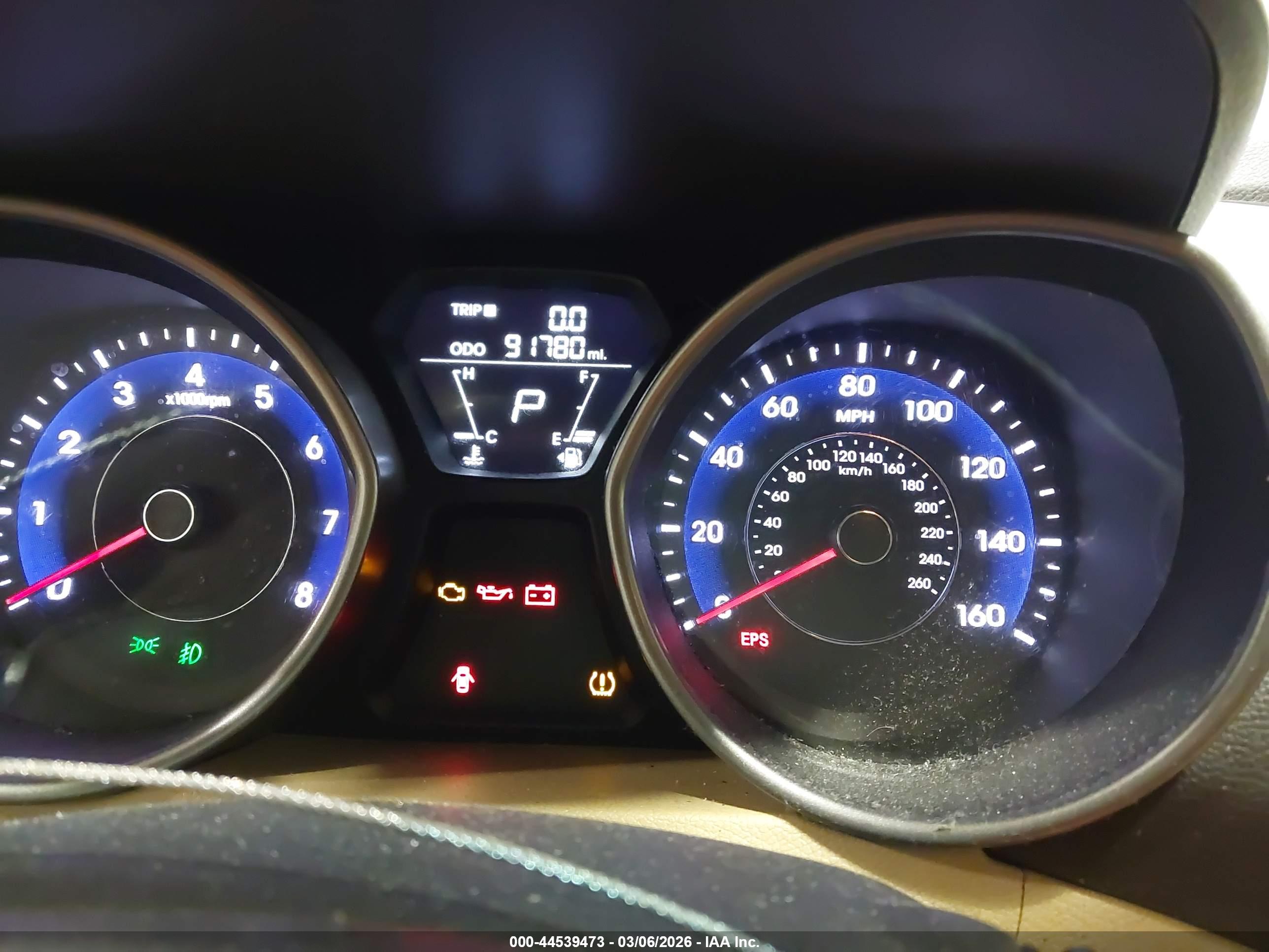 HYUNDAI ELANTRA image 7