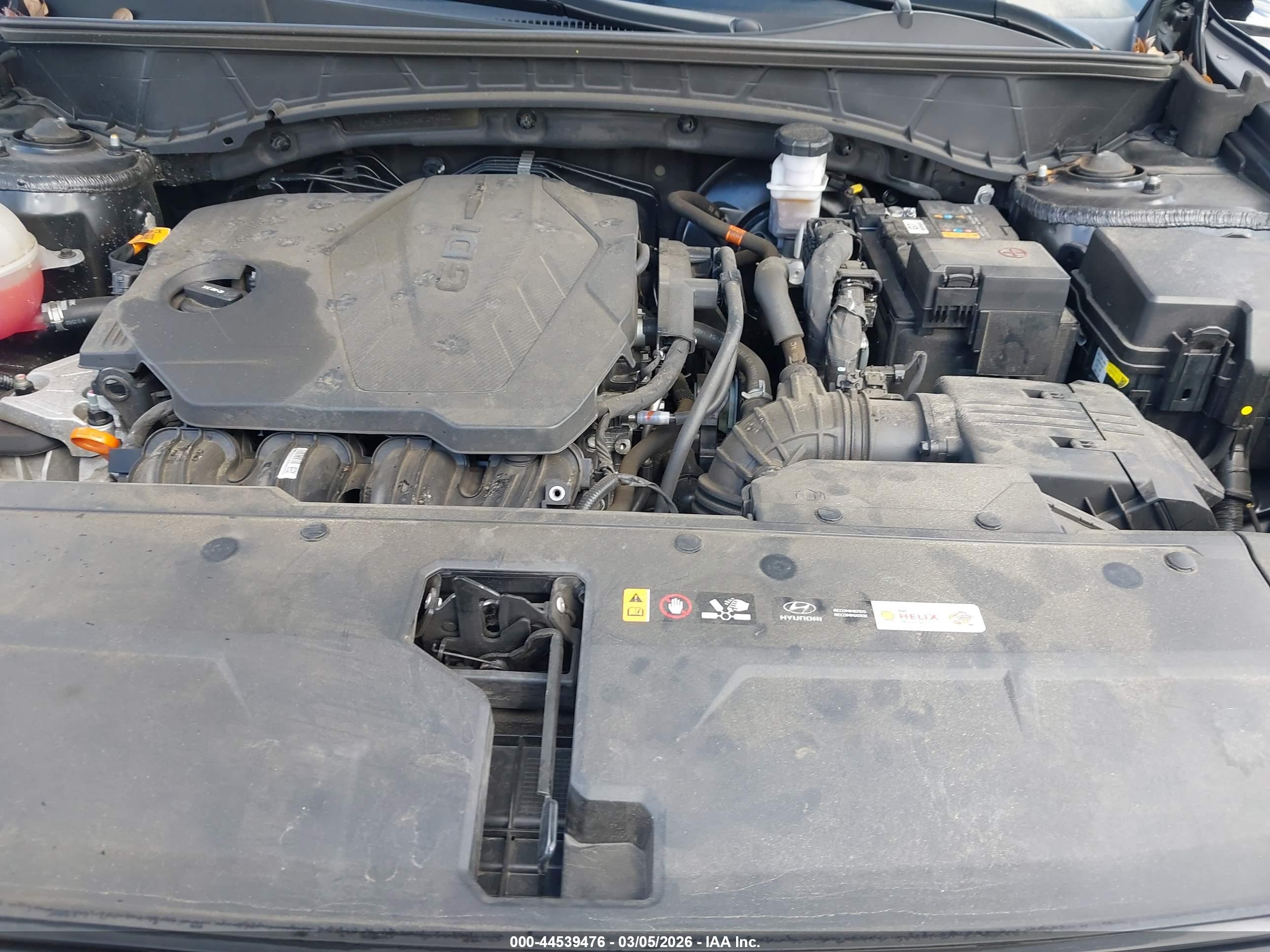 HYUNDAI TUCSON image 10