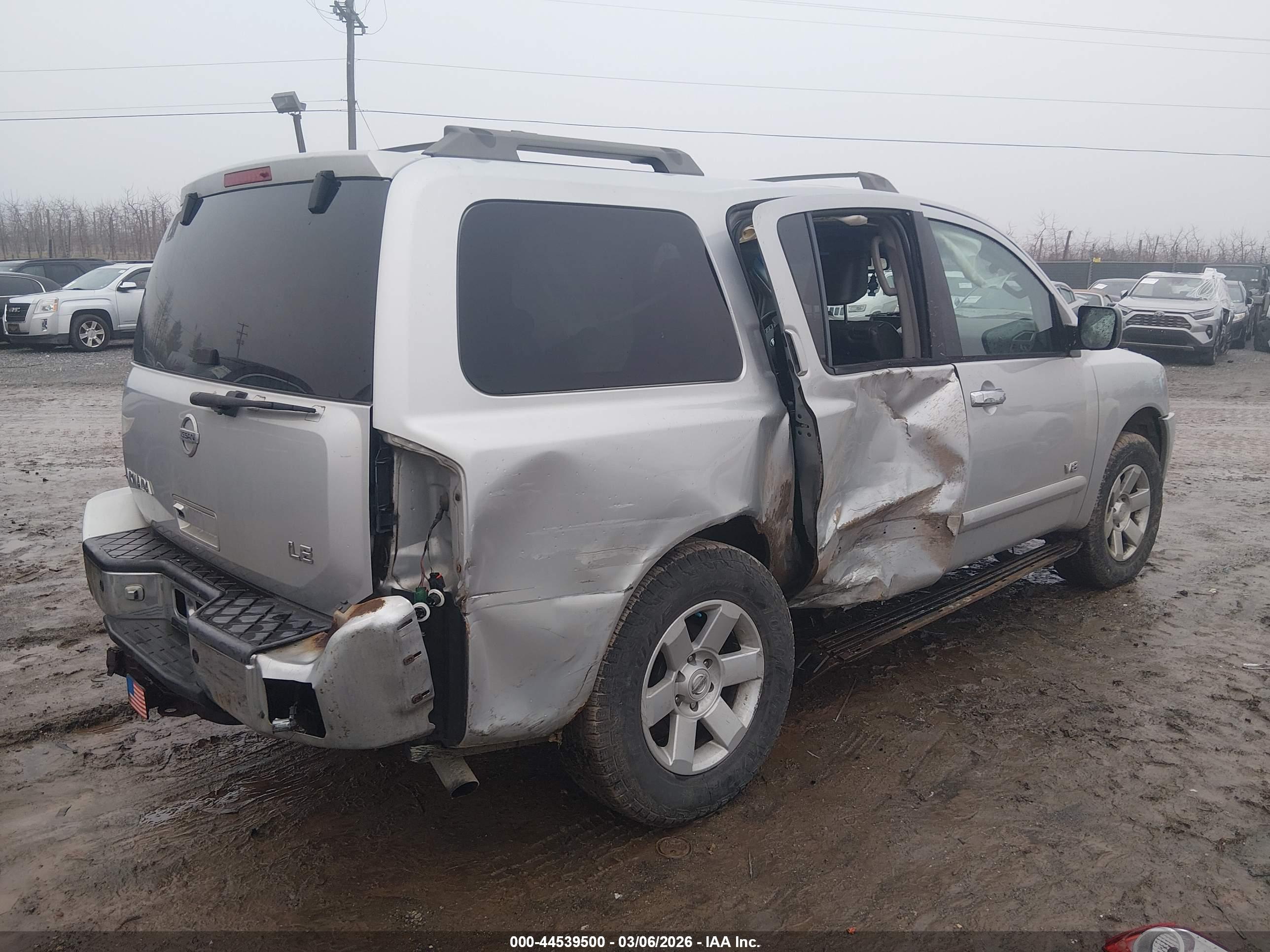 NISSAN ARMADA image 4