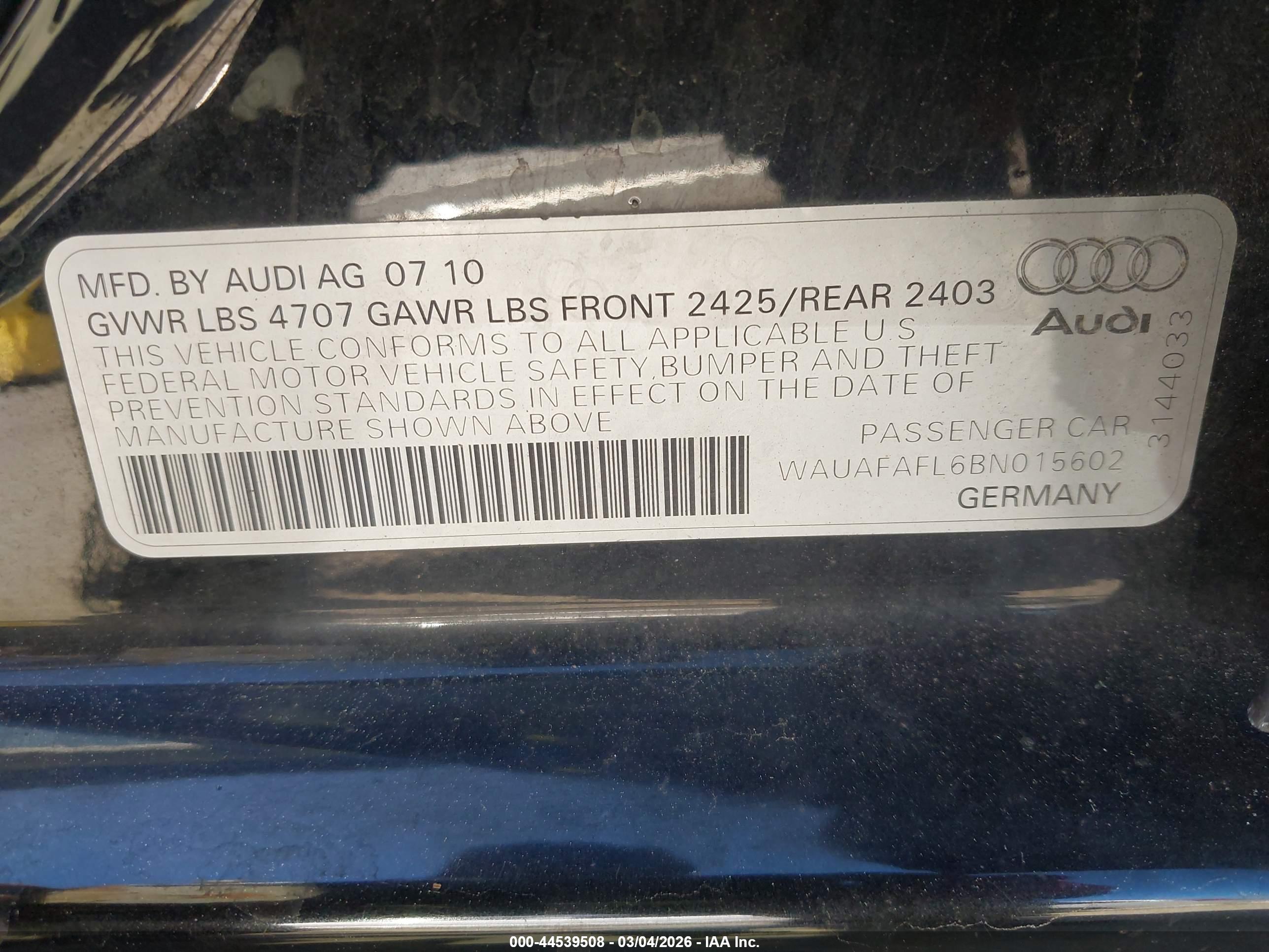 AUDI A4 image 9