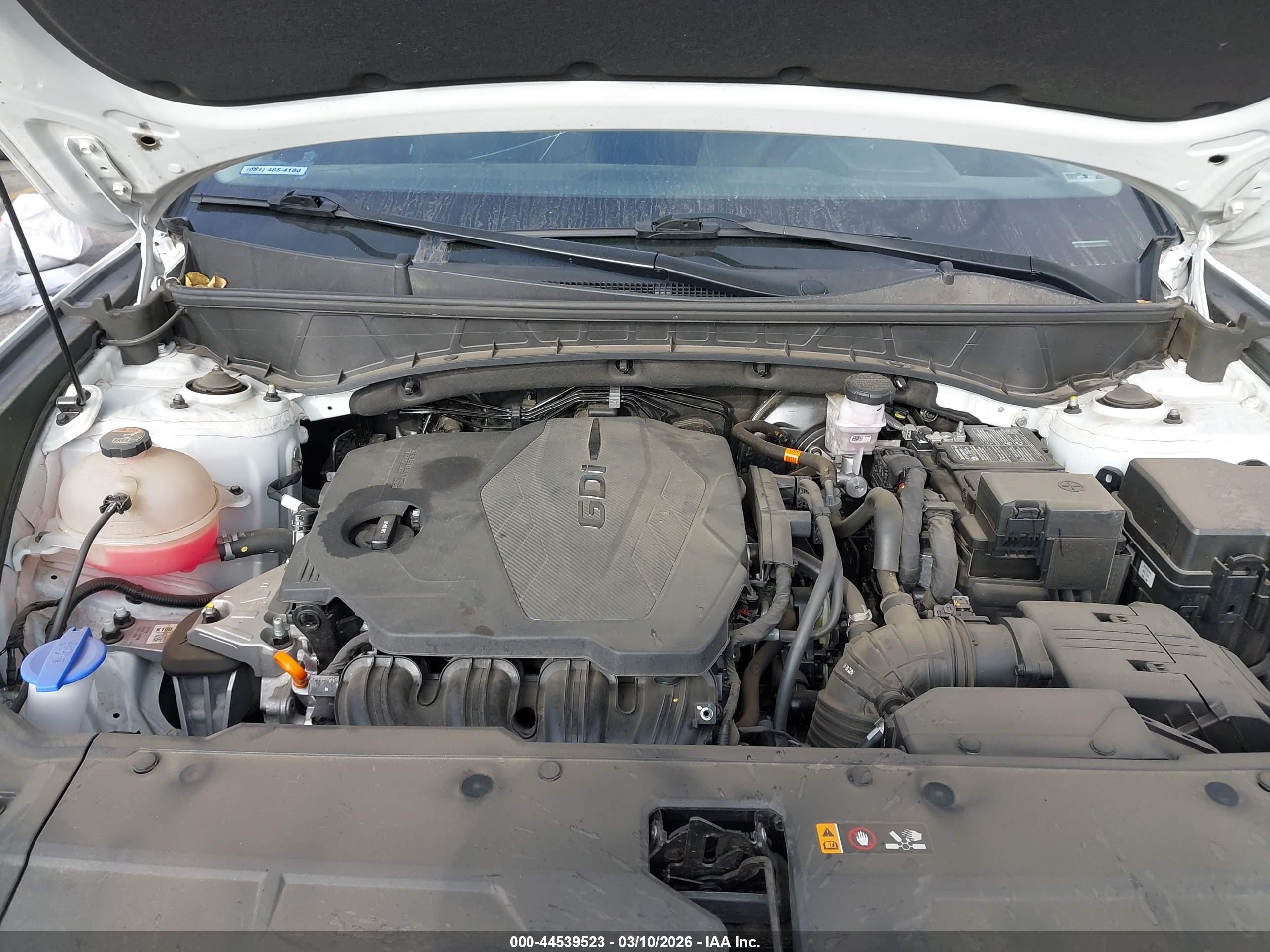 HYUNDAI TUCSON image 10
