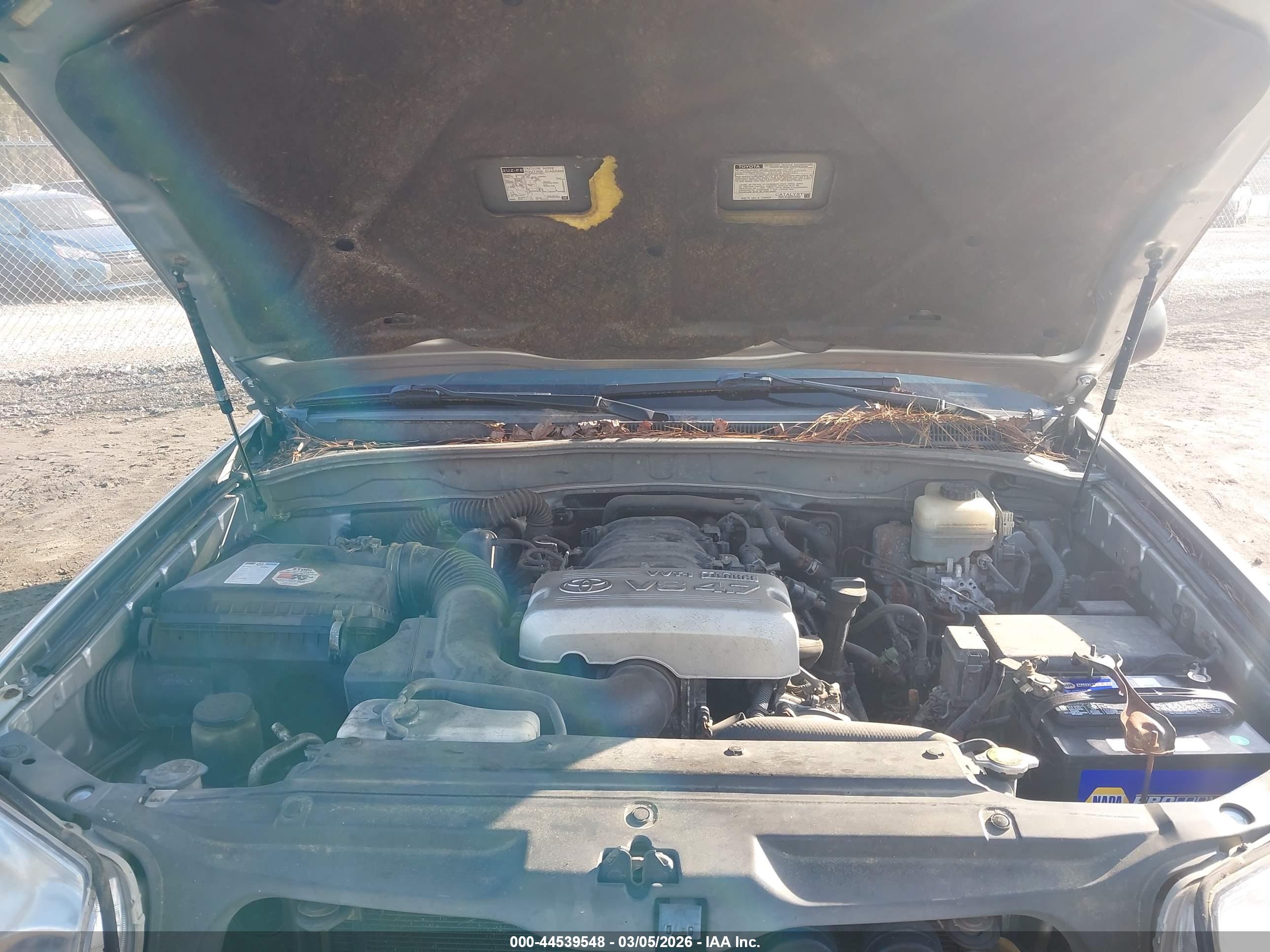 TOYOTA 4RUNNER image 10