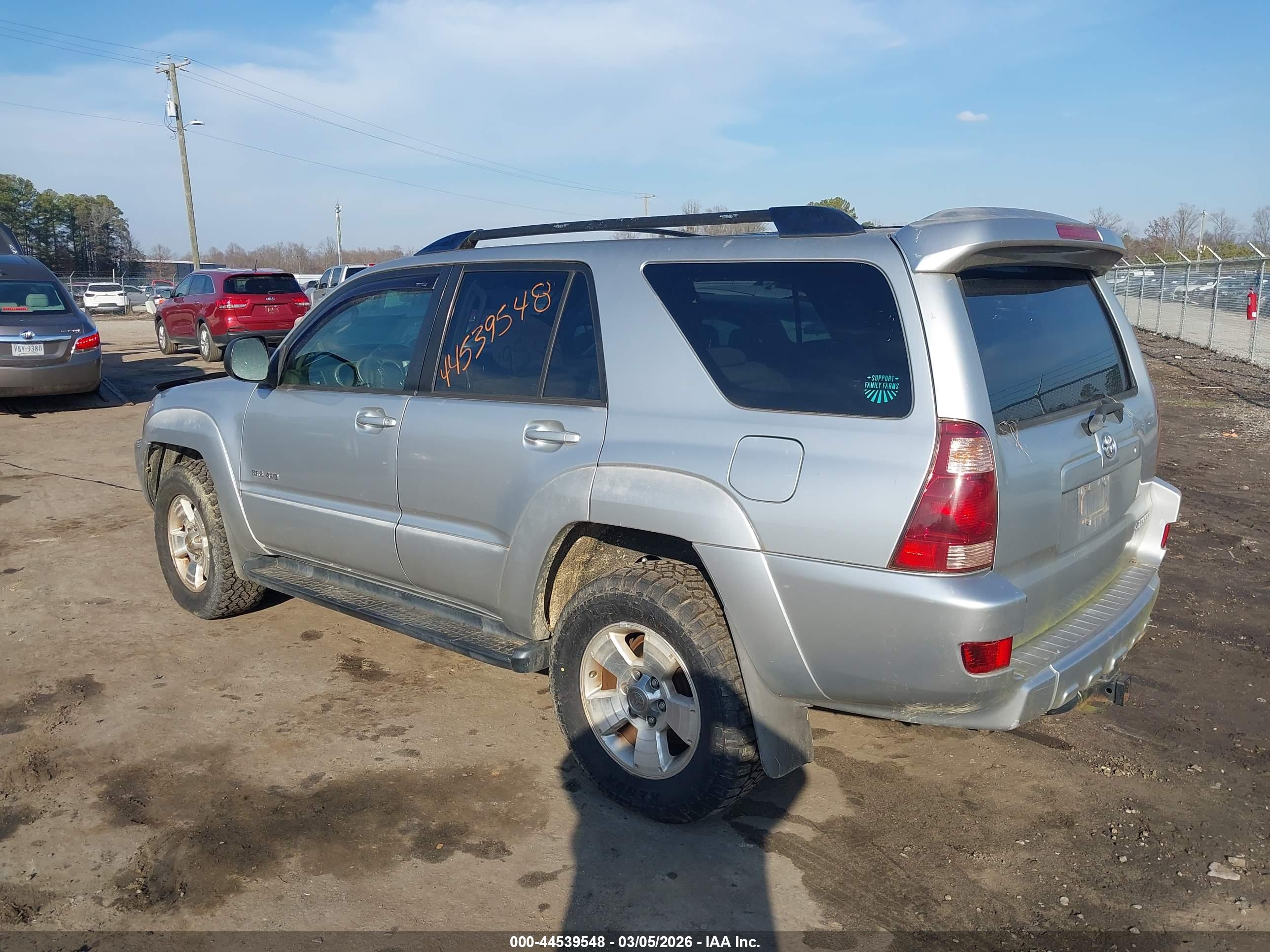 TOYOTA 4RUNNER image 3
