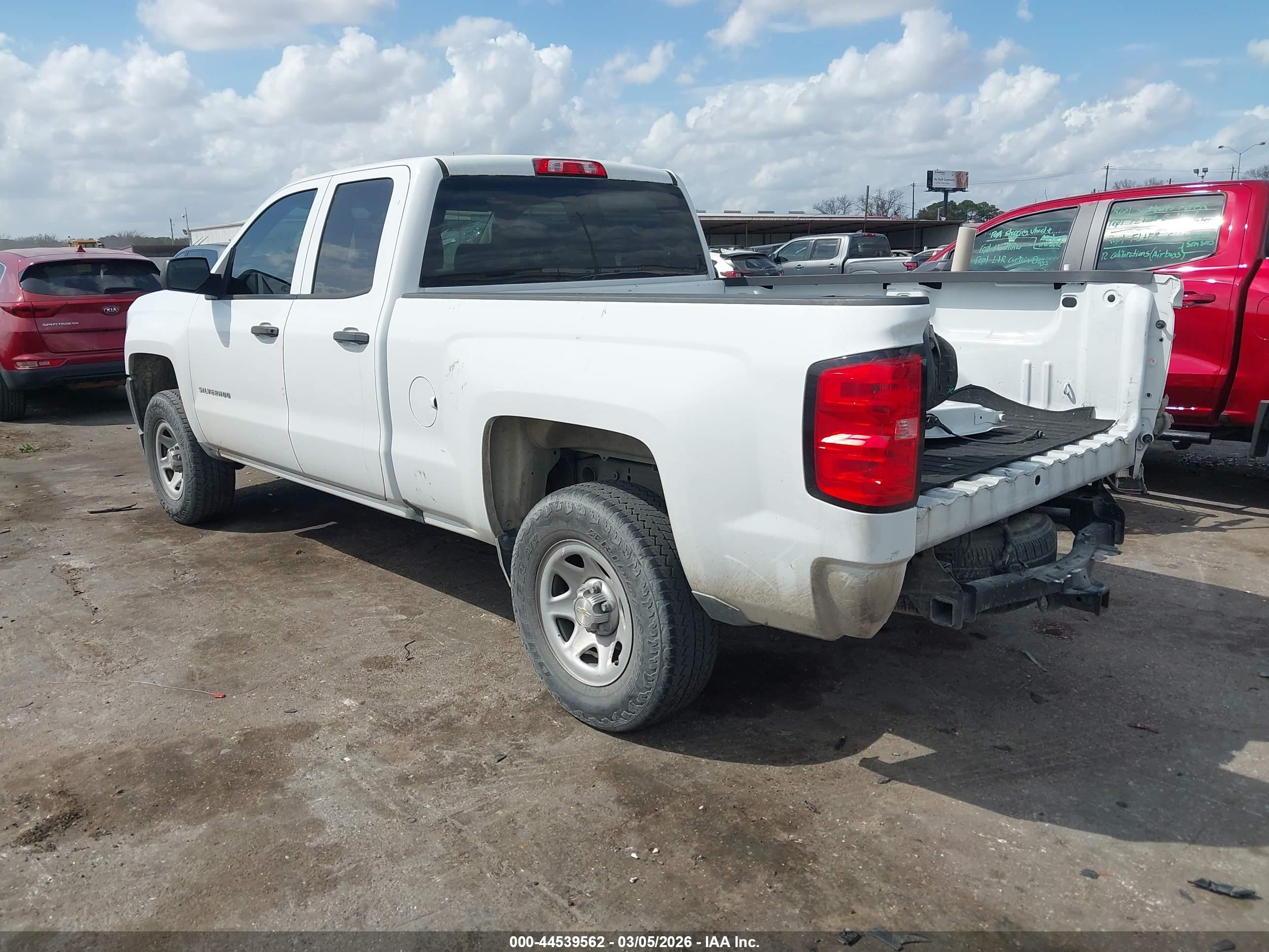 CHEVROLET SILVERADO image 3