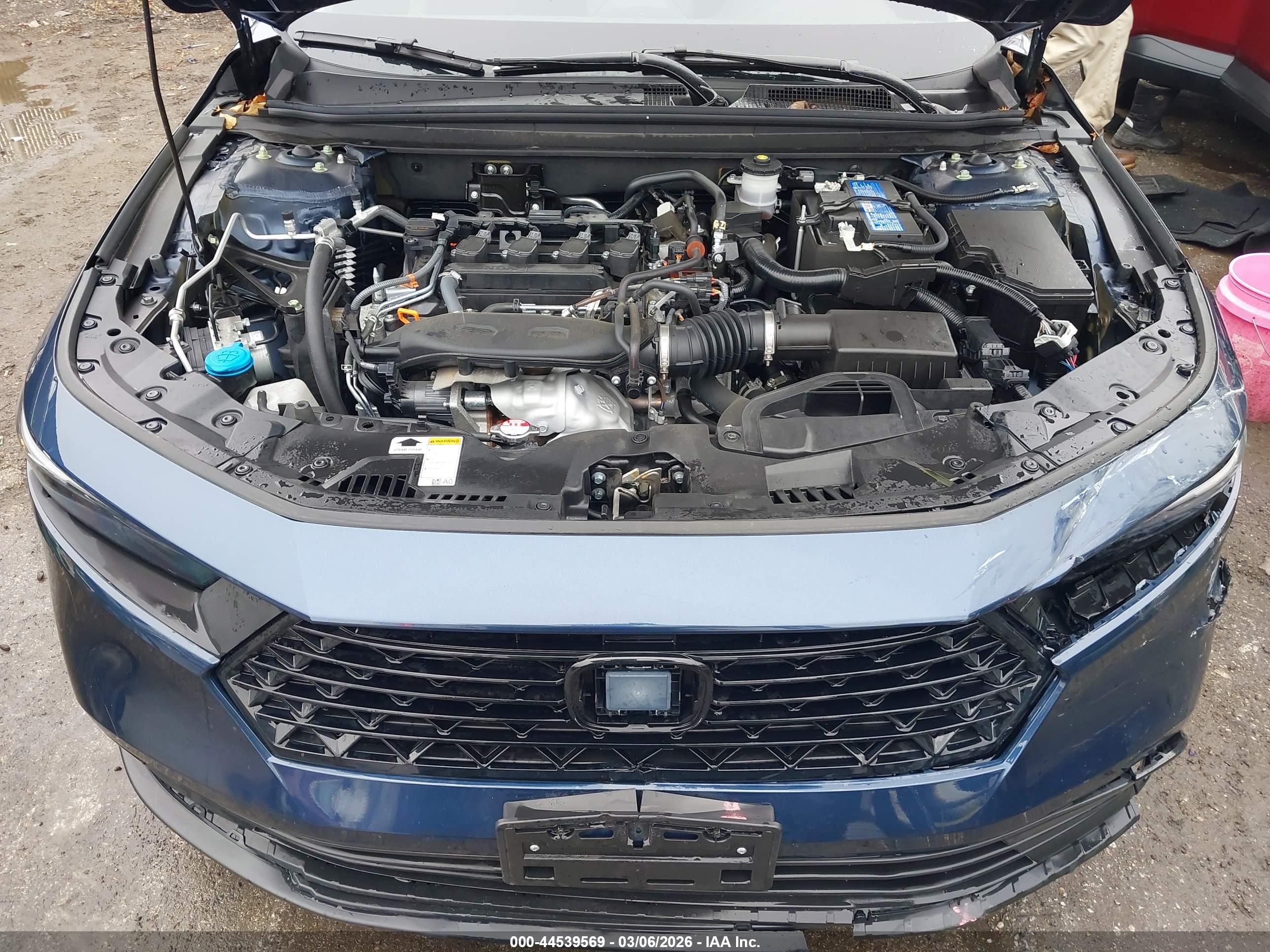 HONDA ACCORD image 10
