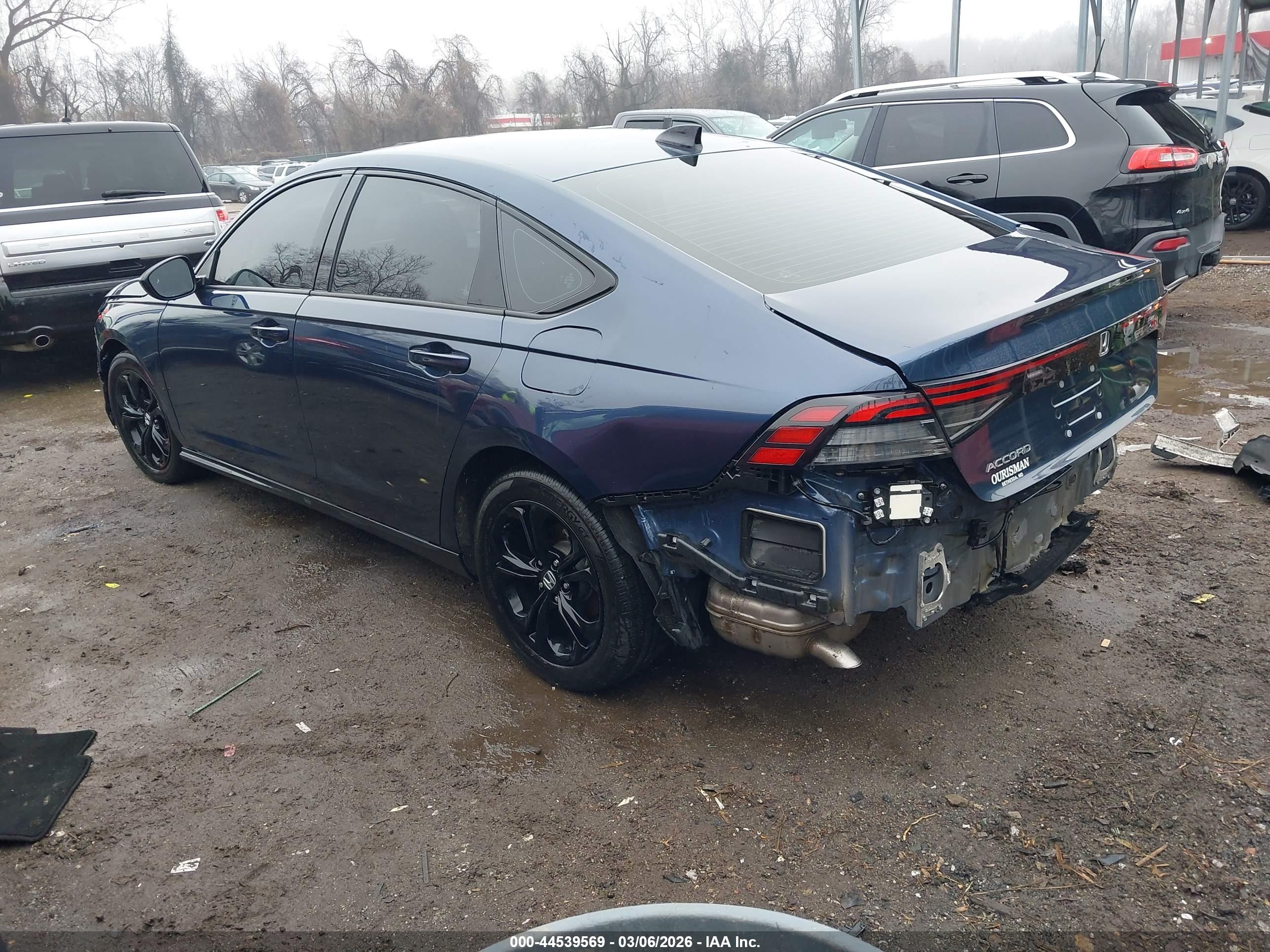 HONDA ACCORD image 3