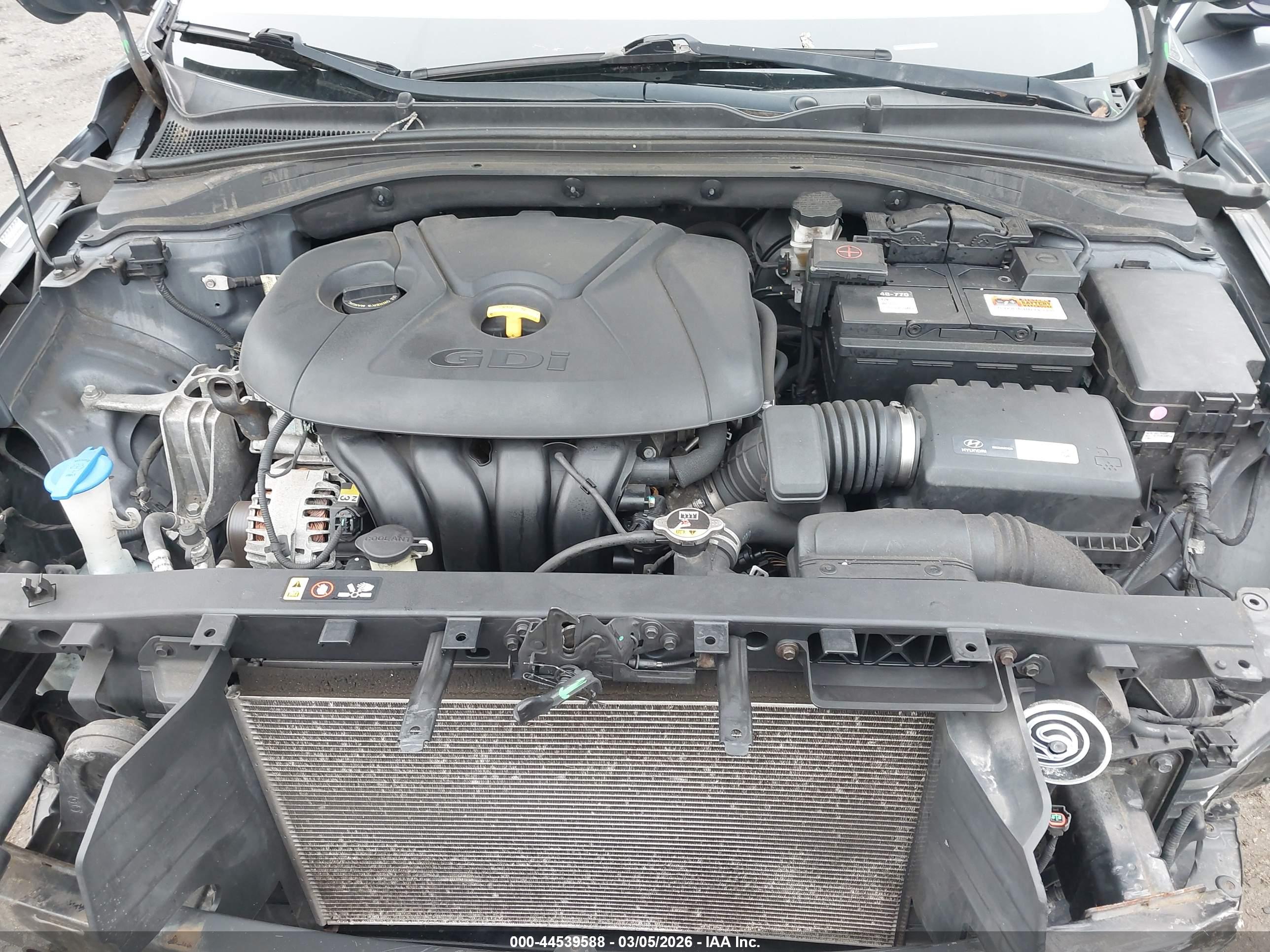 HYUNDAI ELANTRA image 10