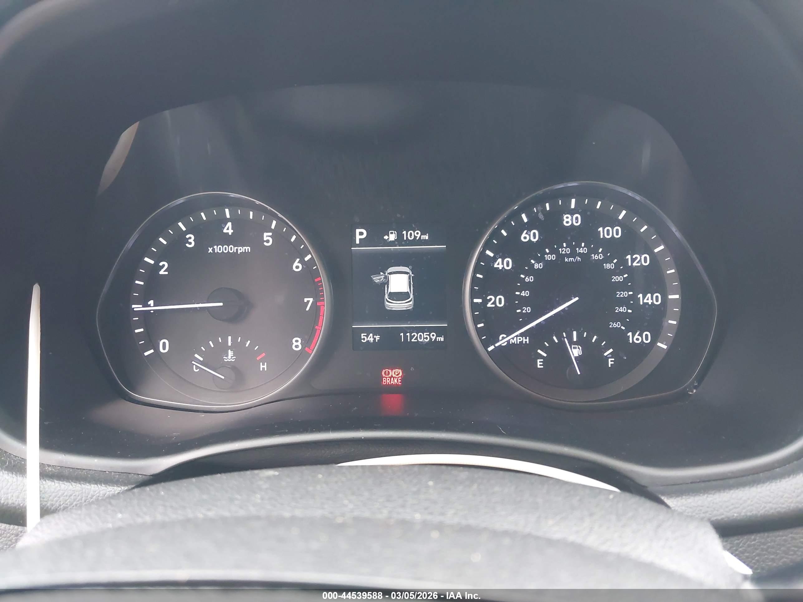 HYUNDAI ELANTRA image 7