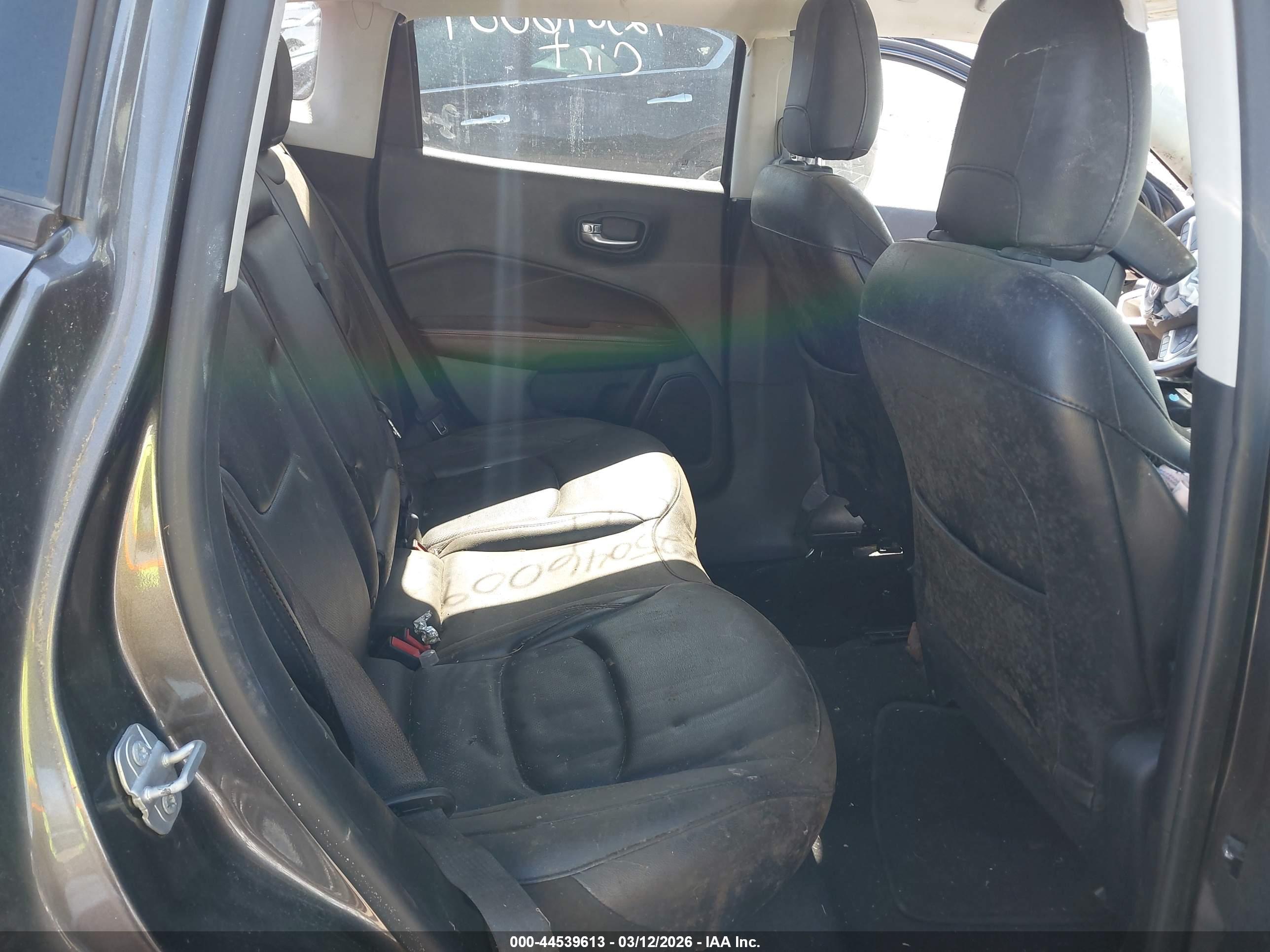 JEEP COMPASS image 8