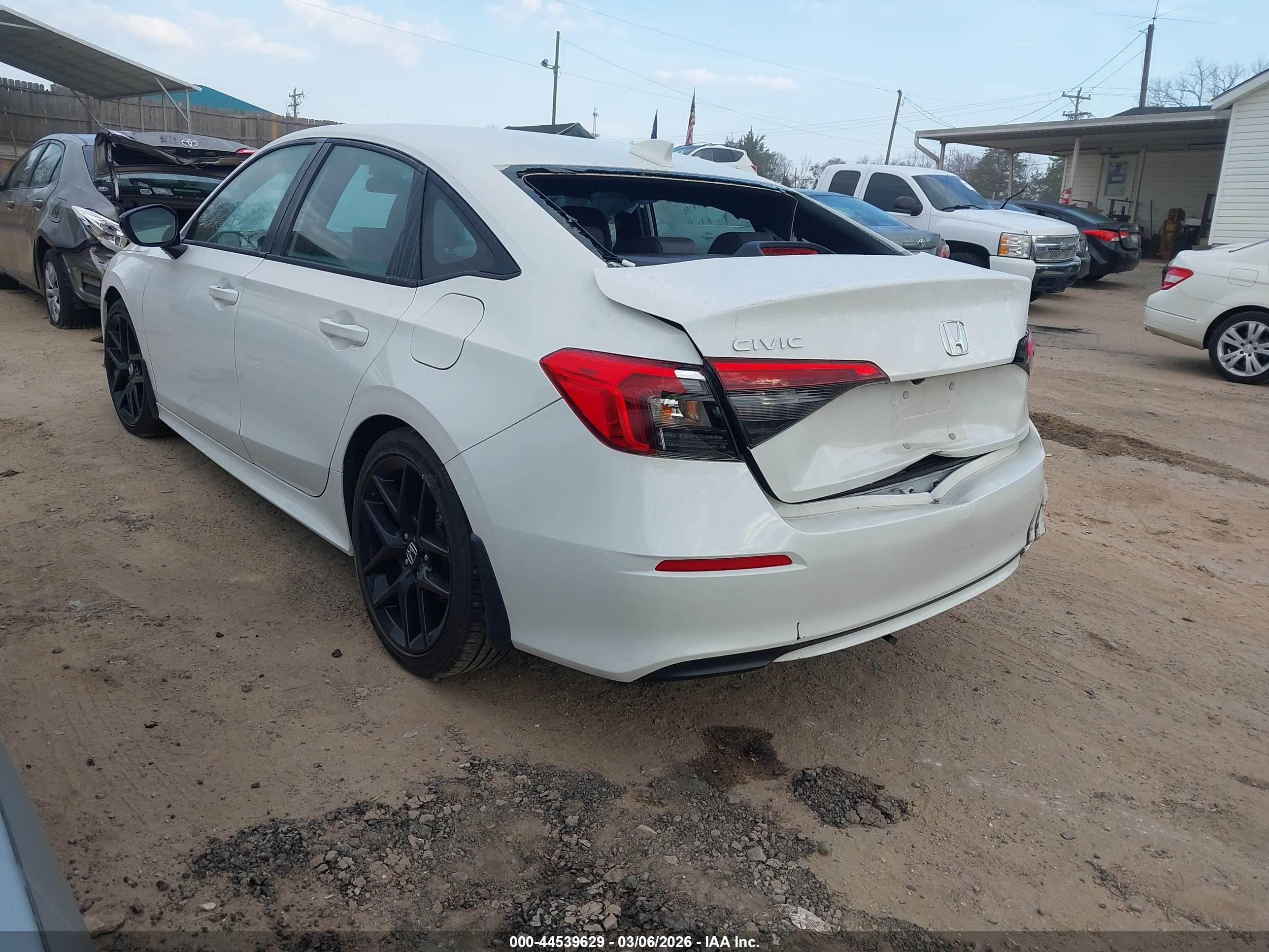 HONDA CIVIC image 3