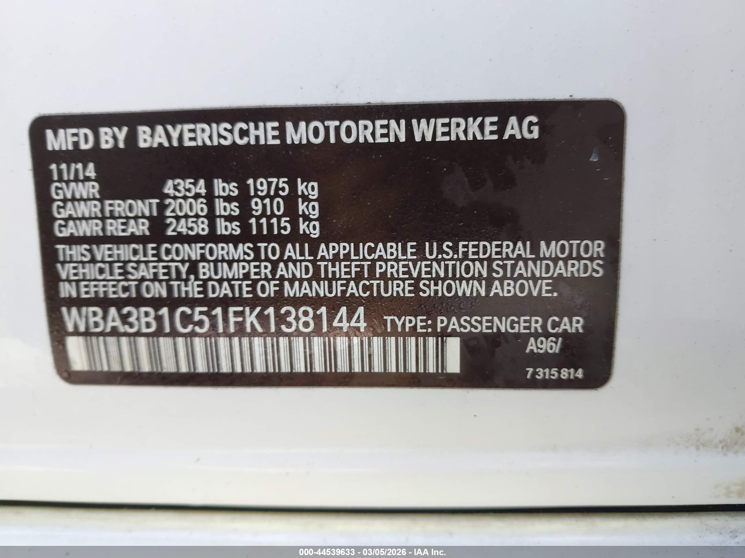 BMW 320I image 9