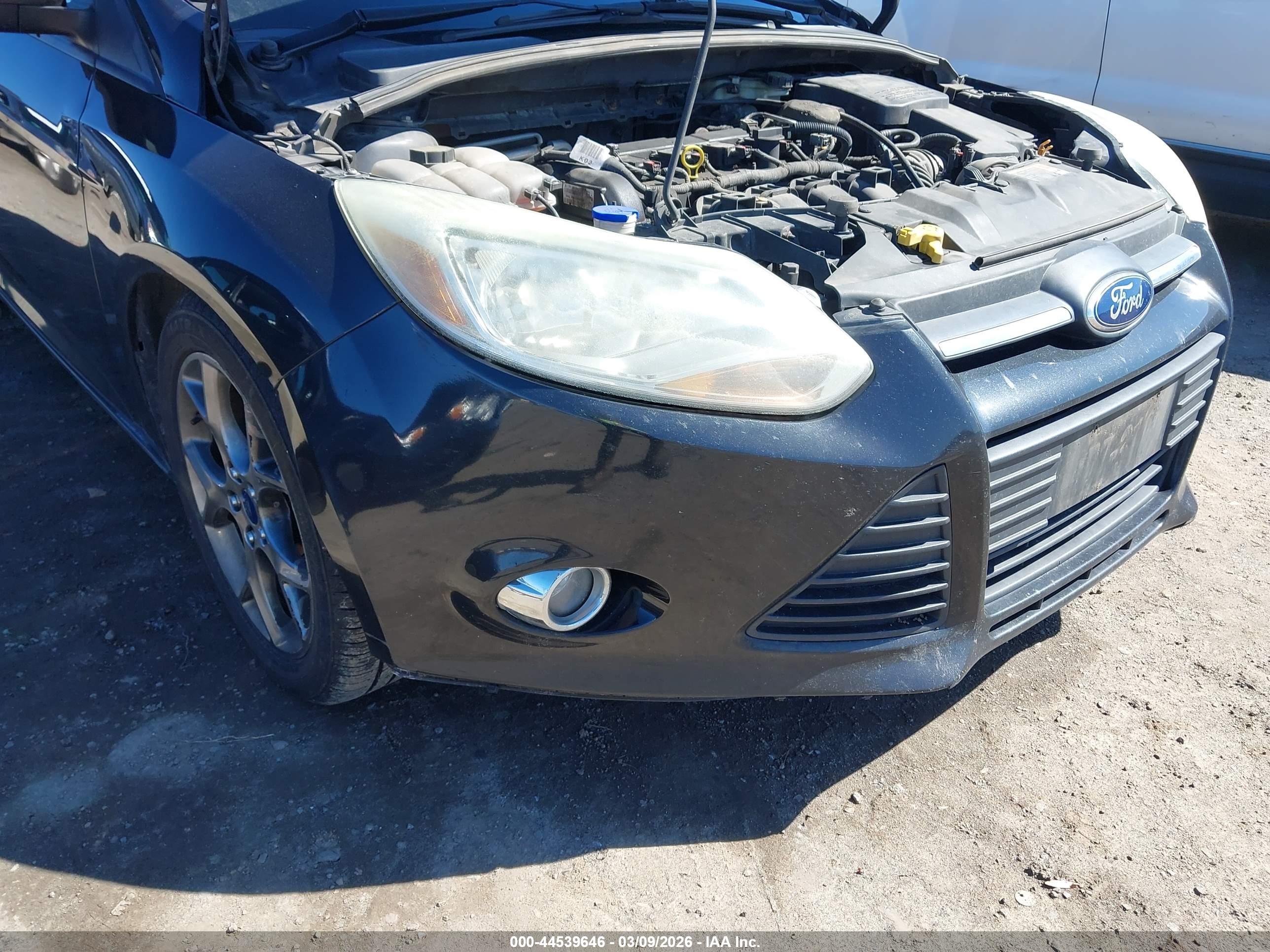 FORD FOCUS image 6