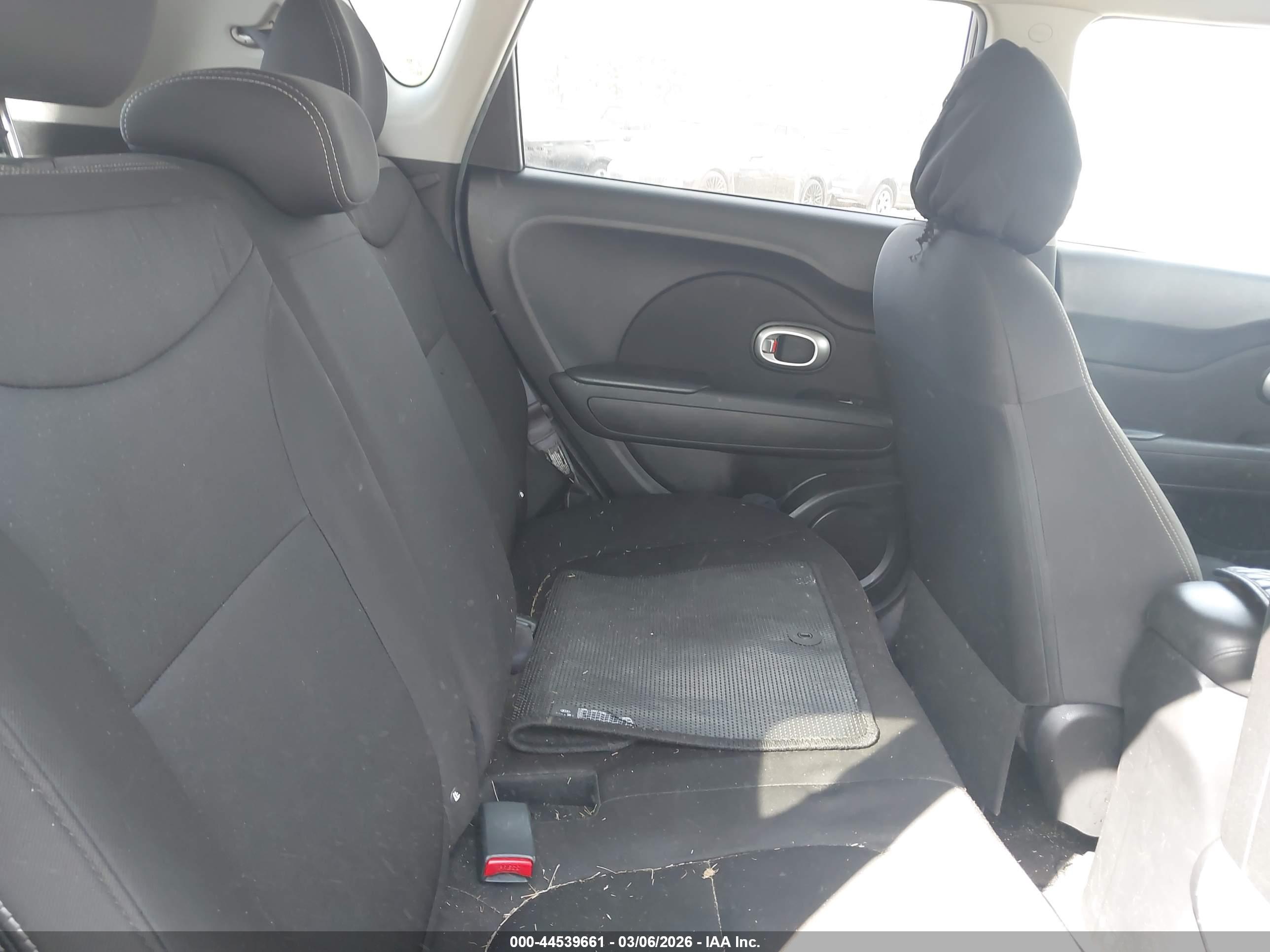 KIA SOUL image 8