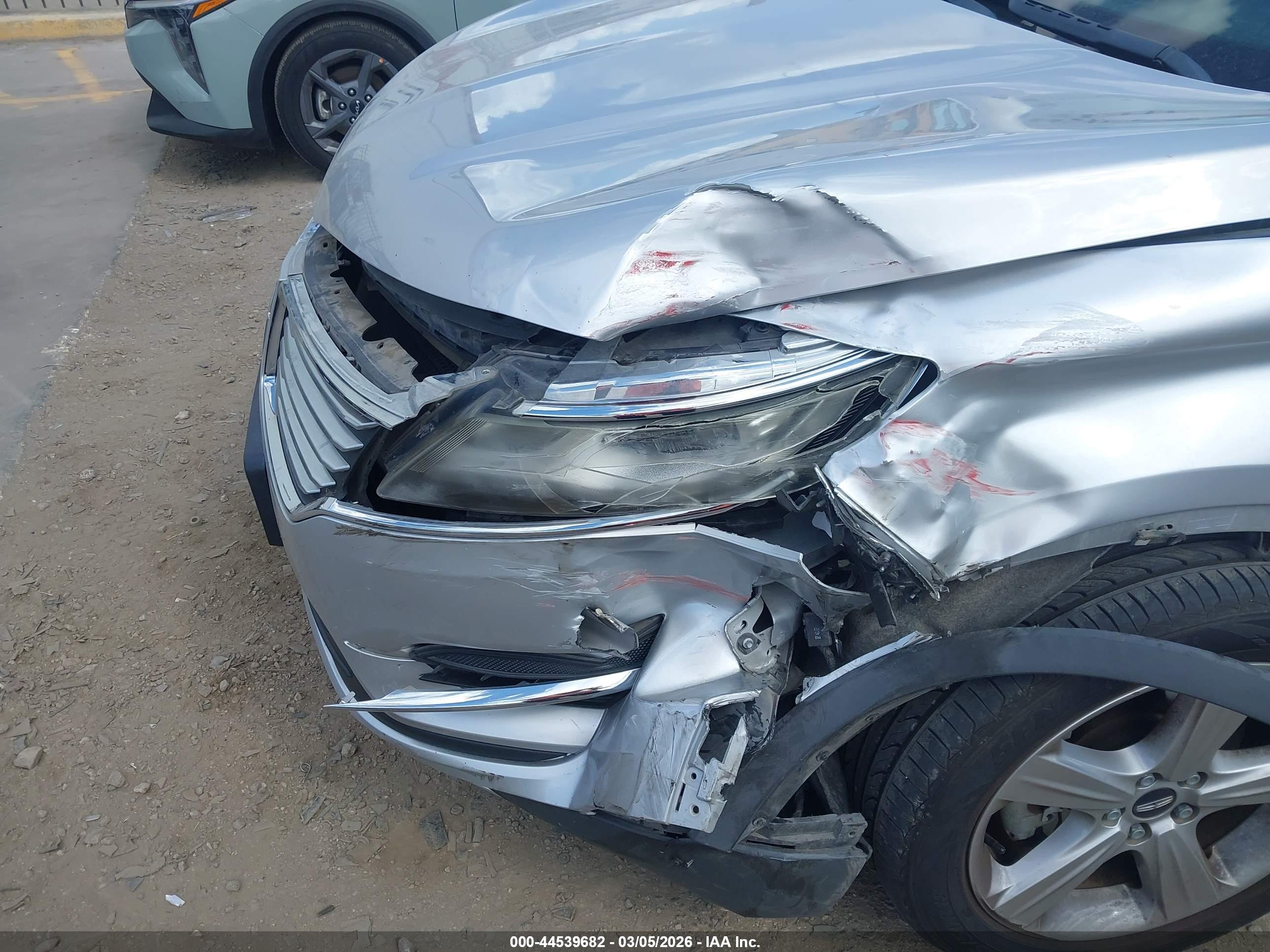 LINCOLN MKC image 6