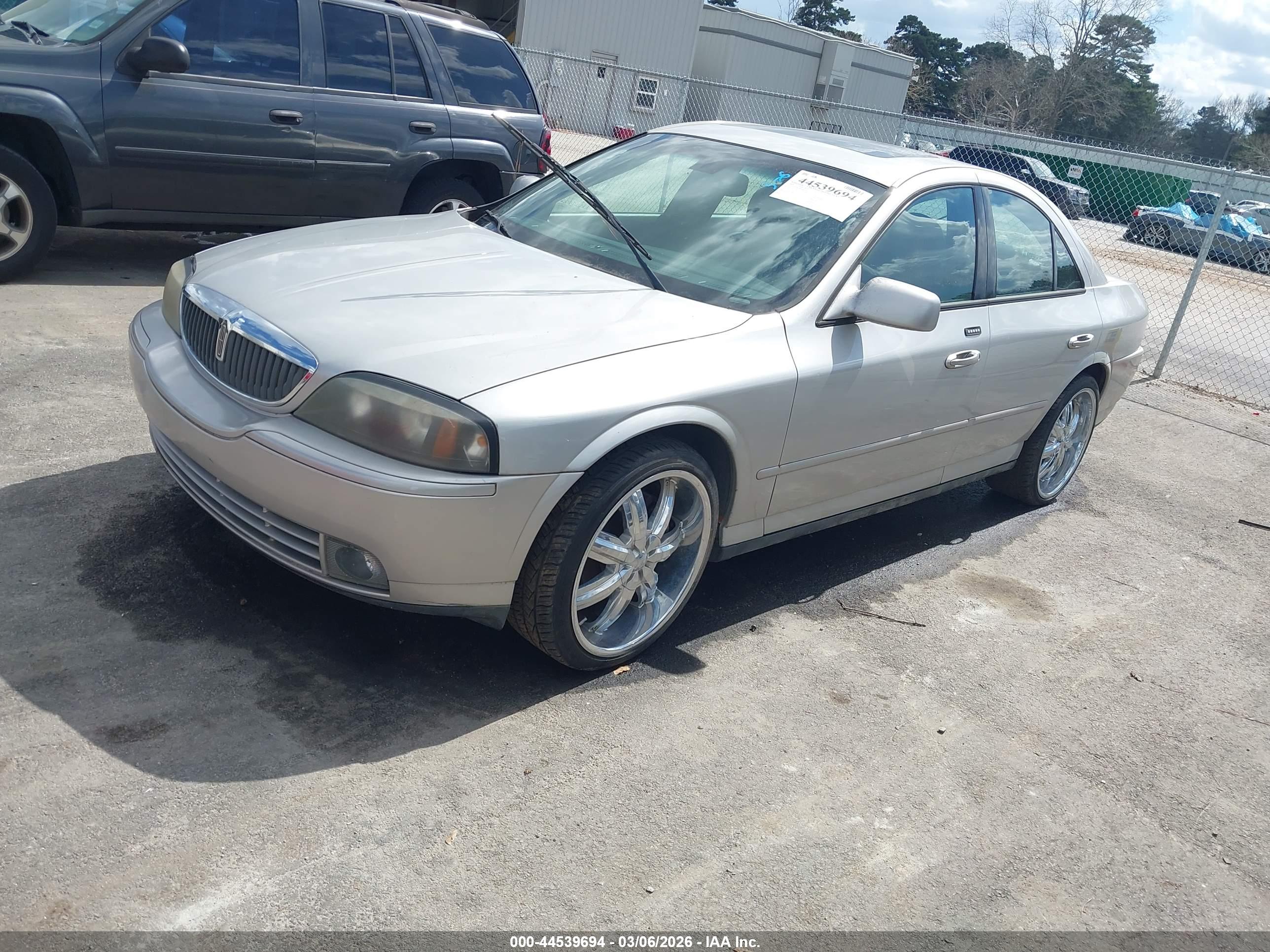 LINCOLN LS image 2