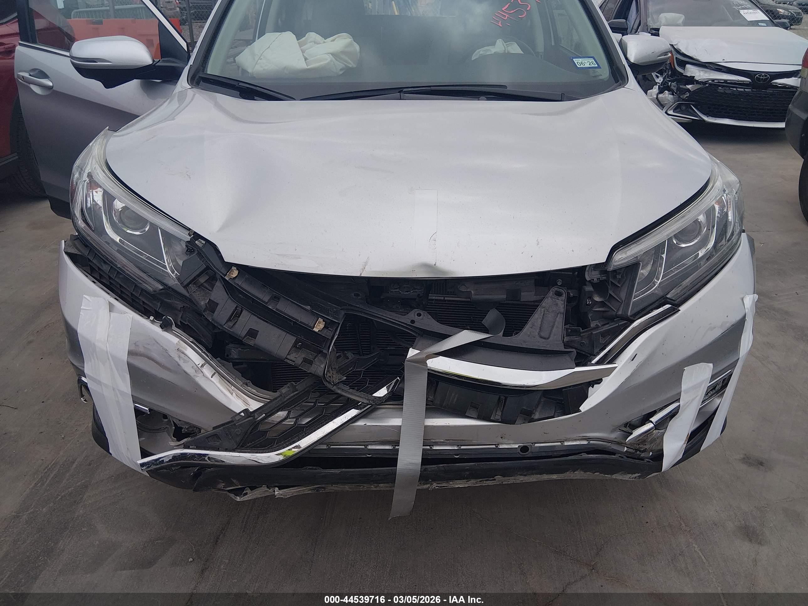 HONDA CR-V image 6