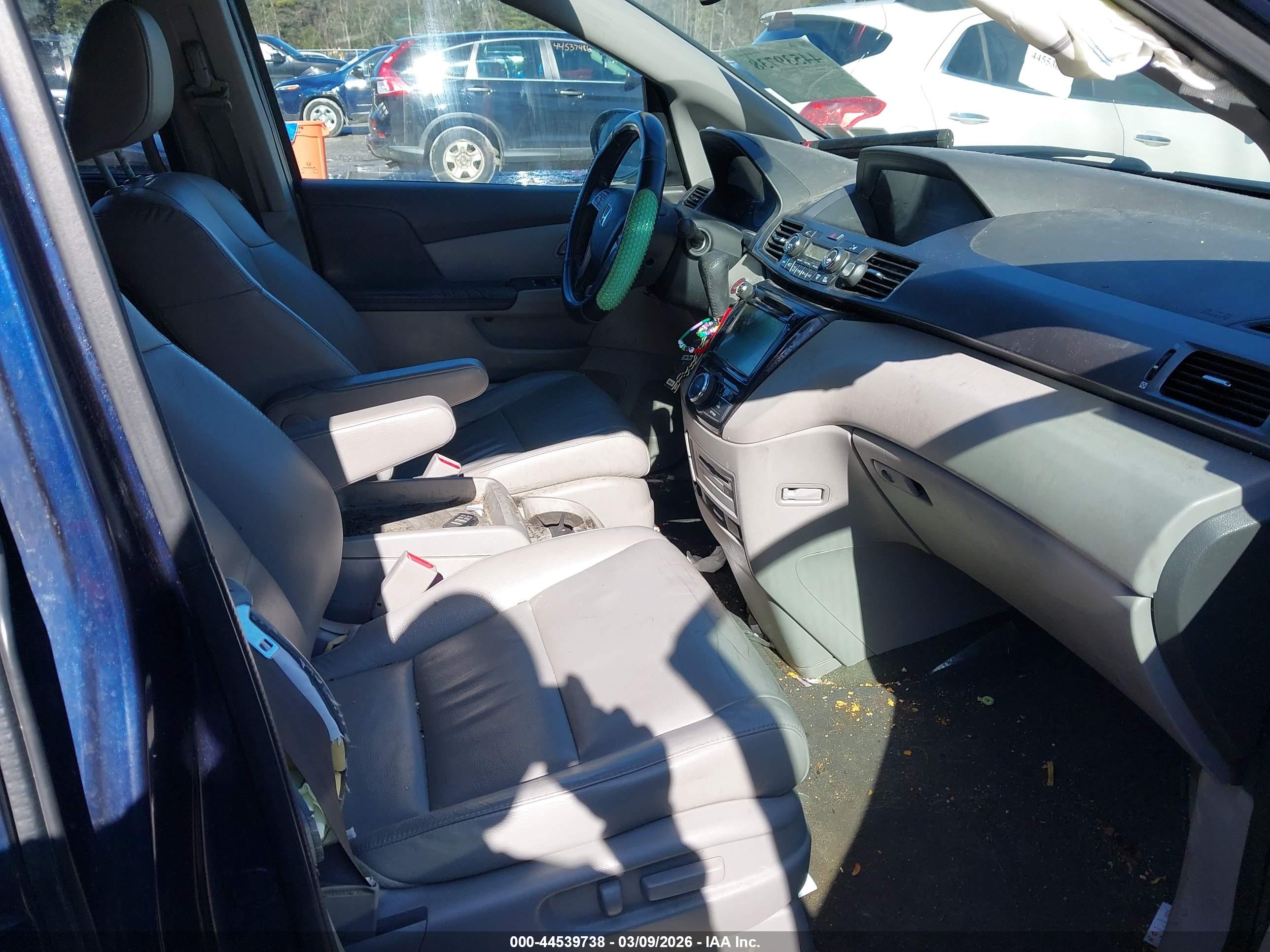 HONDA ODYSSEY image 5
