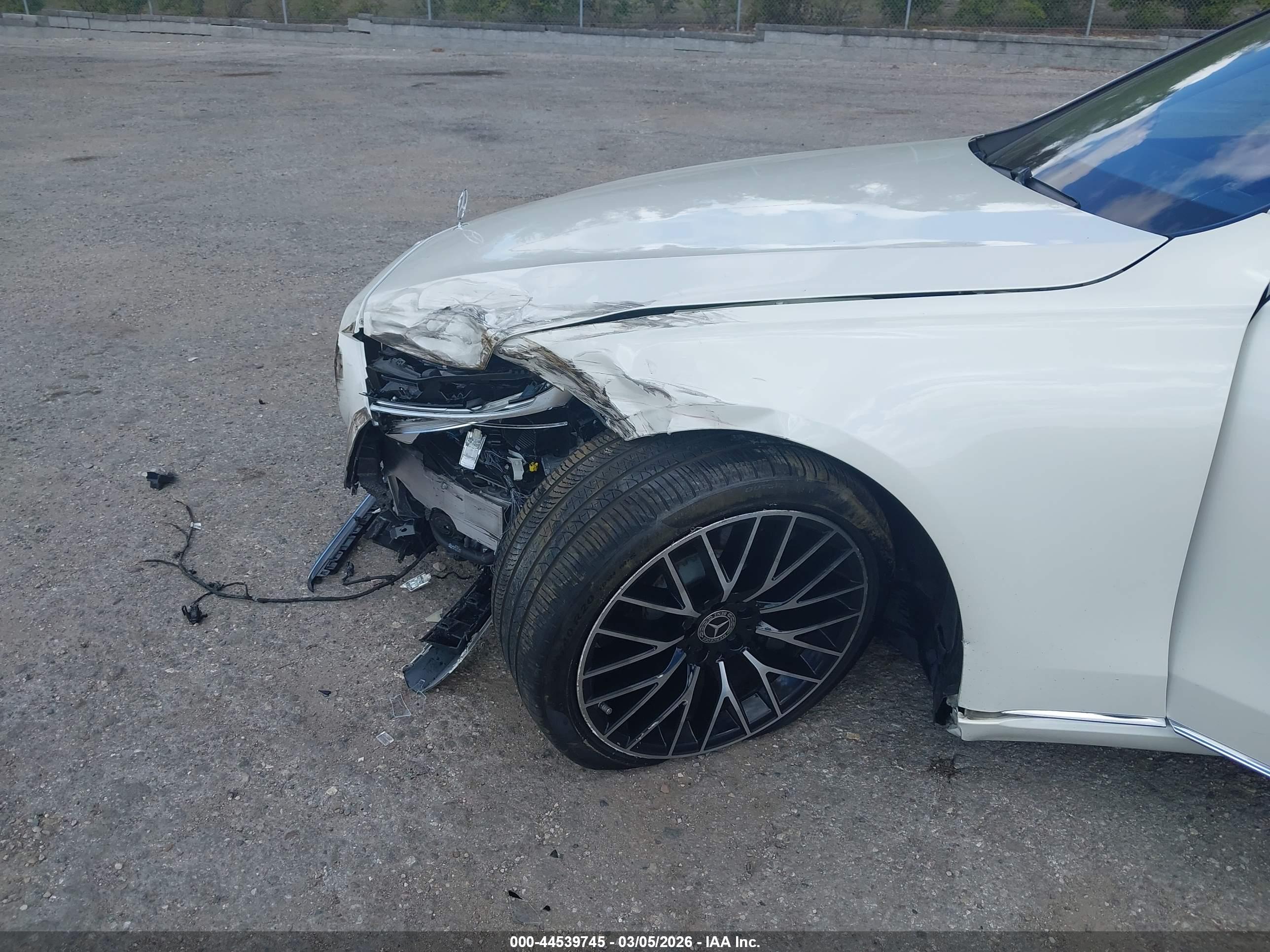 MERCEDES-BENZ S image 6