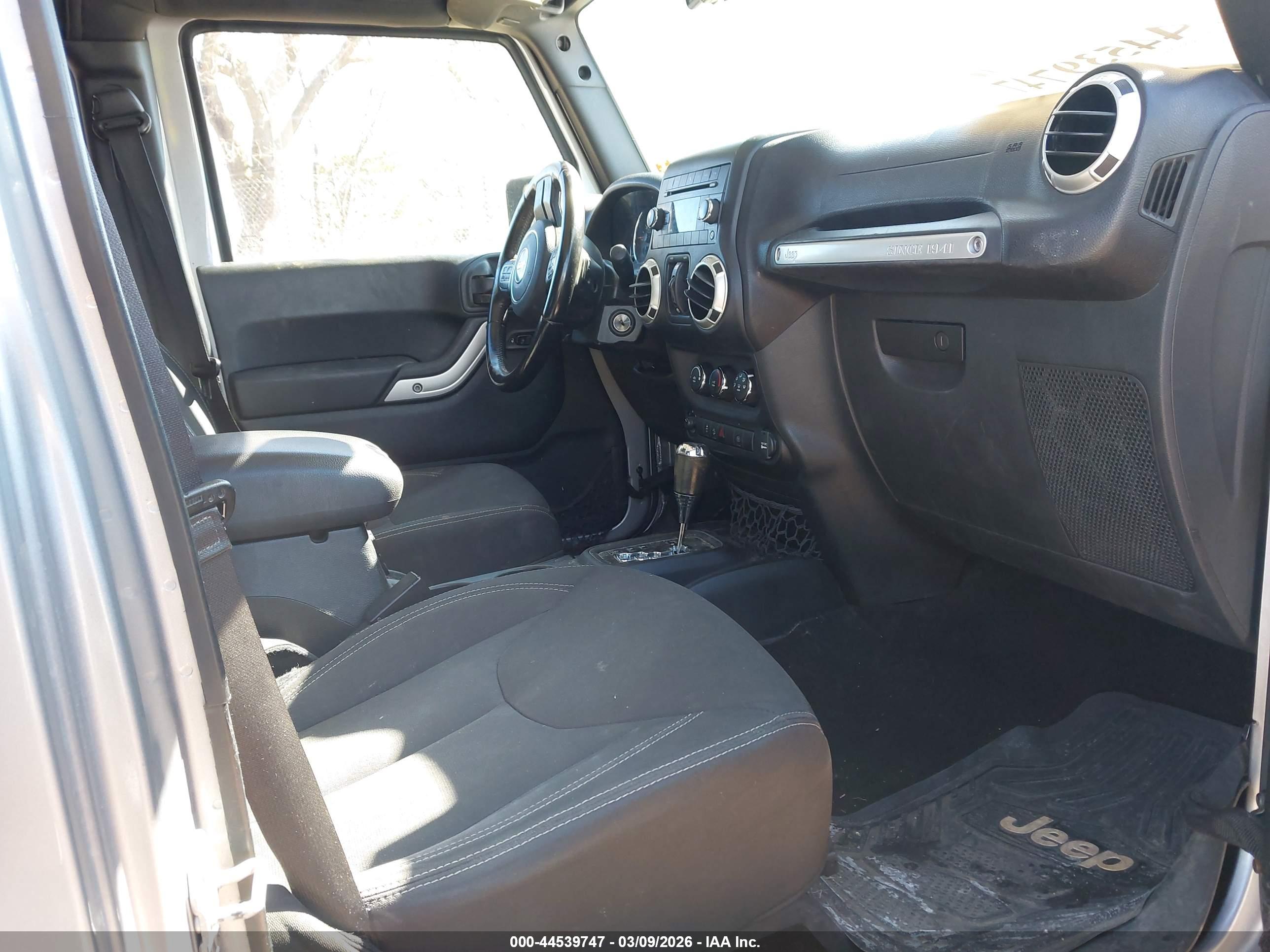 JEEP WRANGLER image 5
