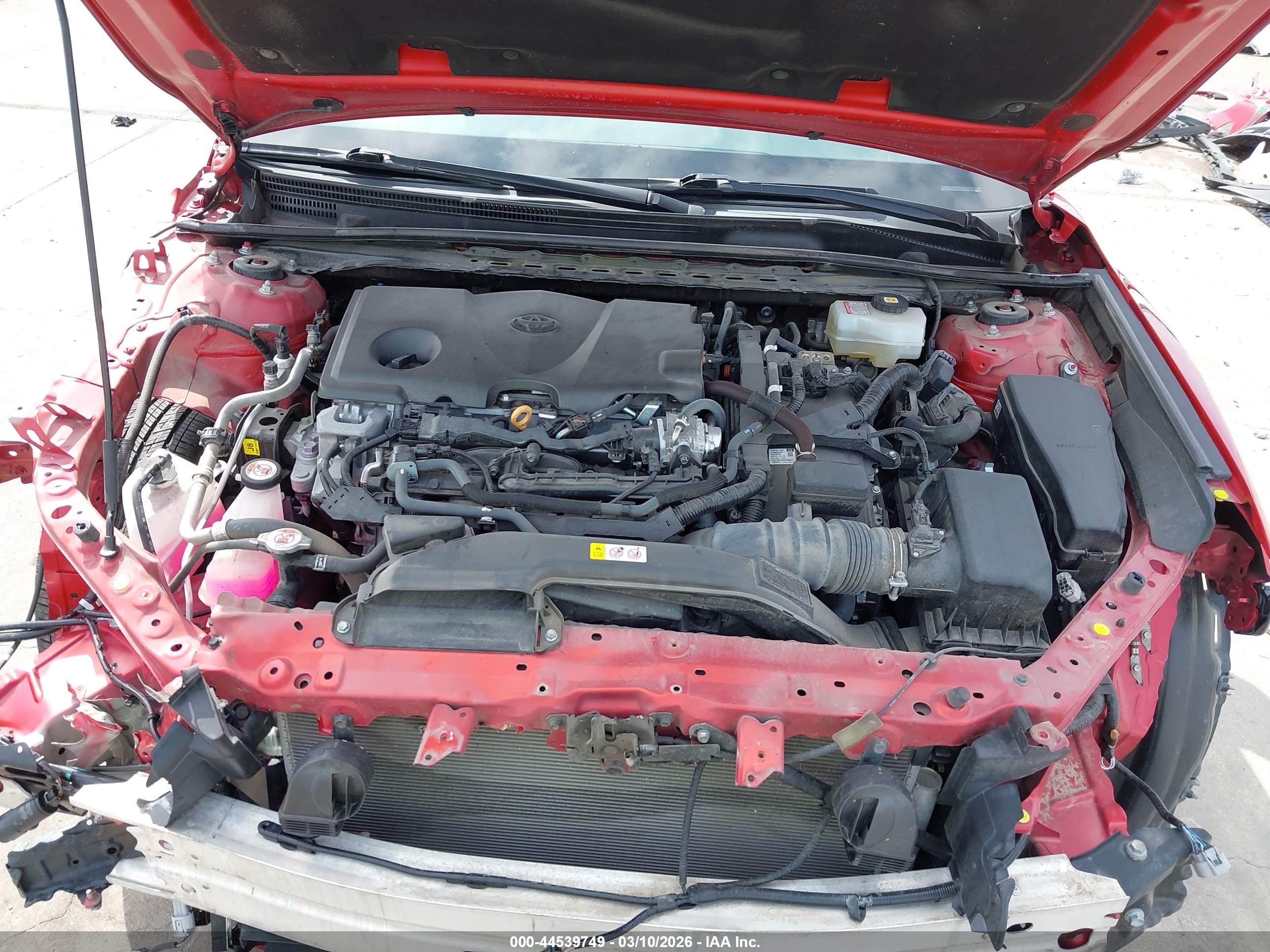TOYOTA CAMRY image 10