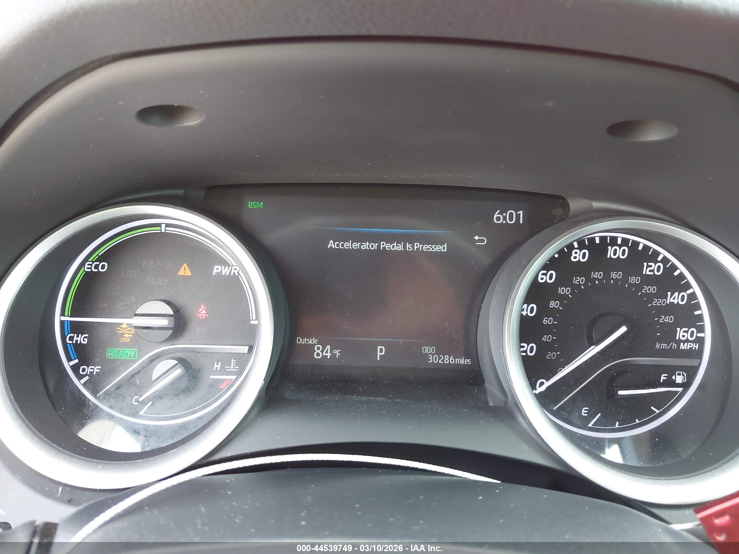 TOYOTA CAMRY image 7
