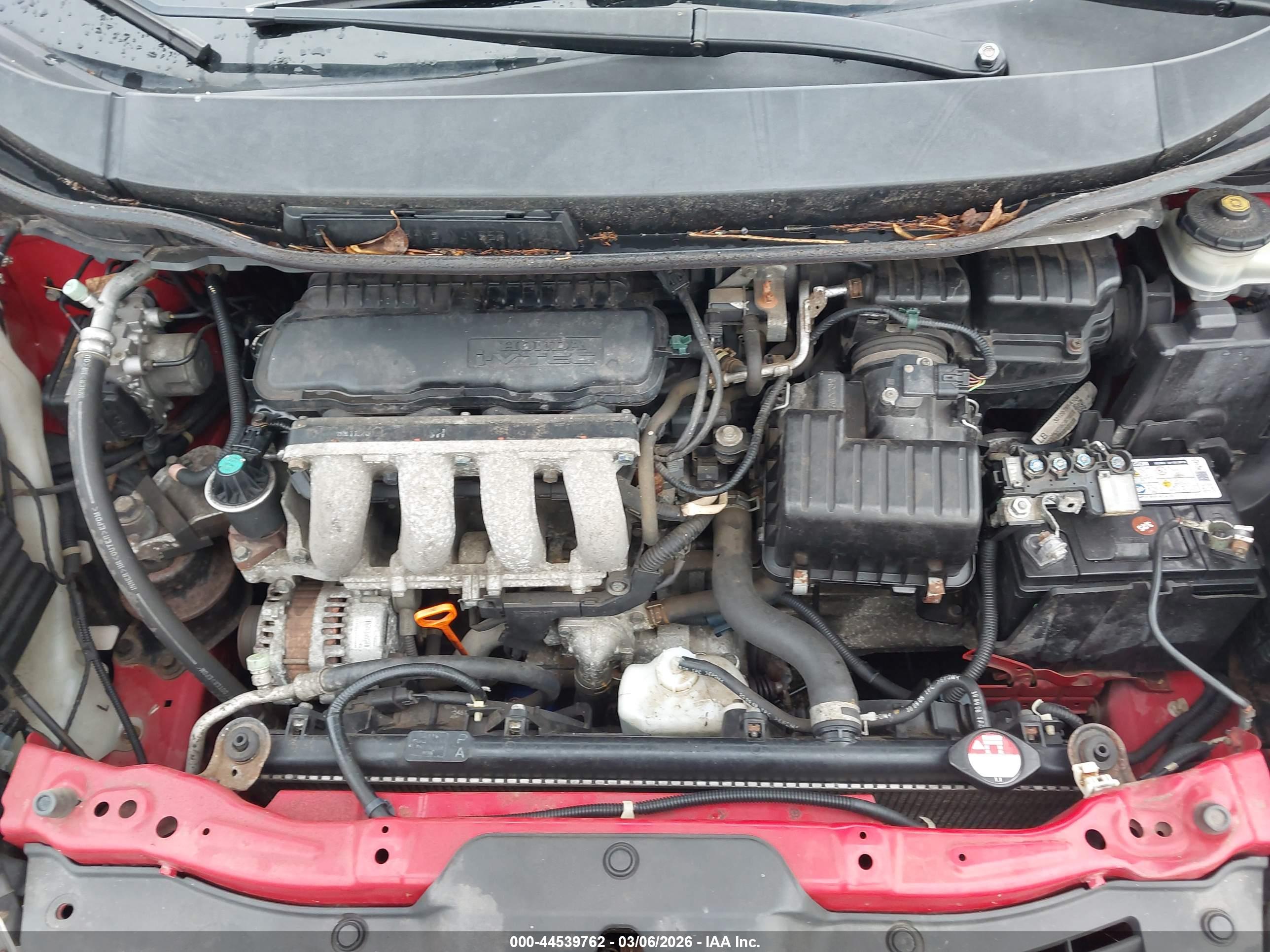 HONDA FIT image 10