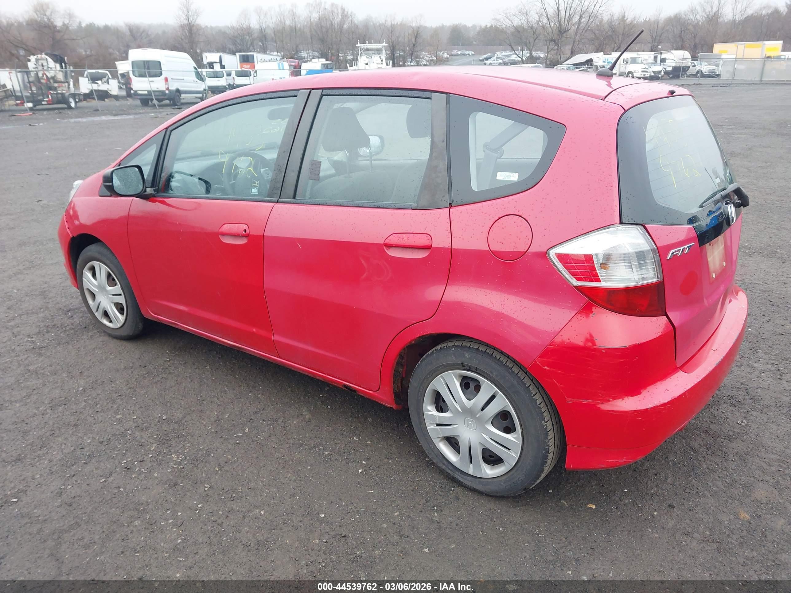HONDA FIT image 3